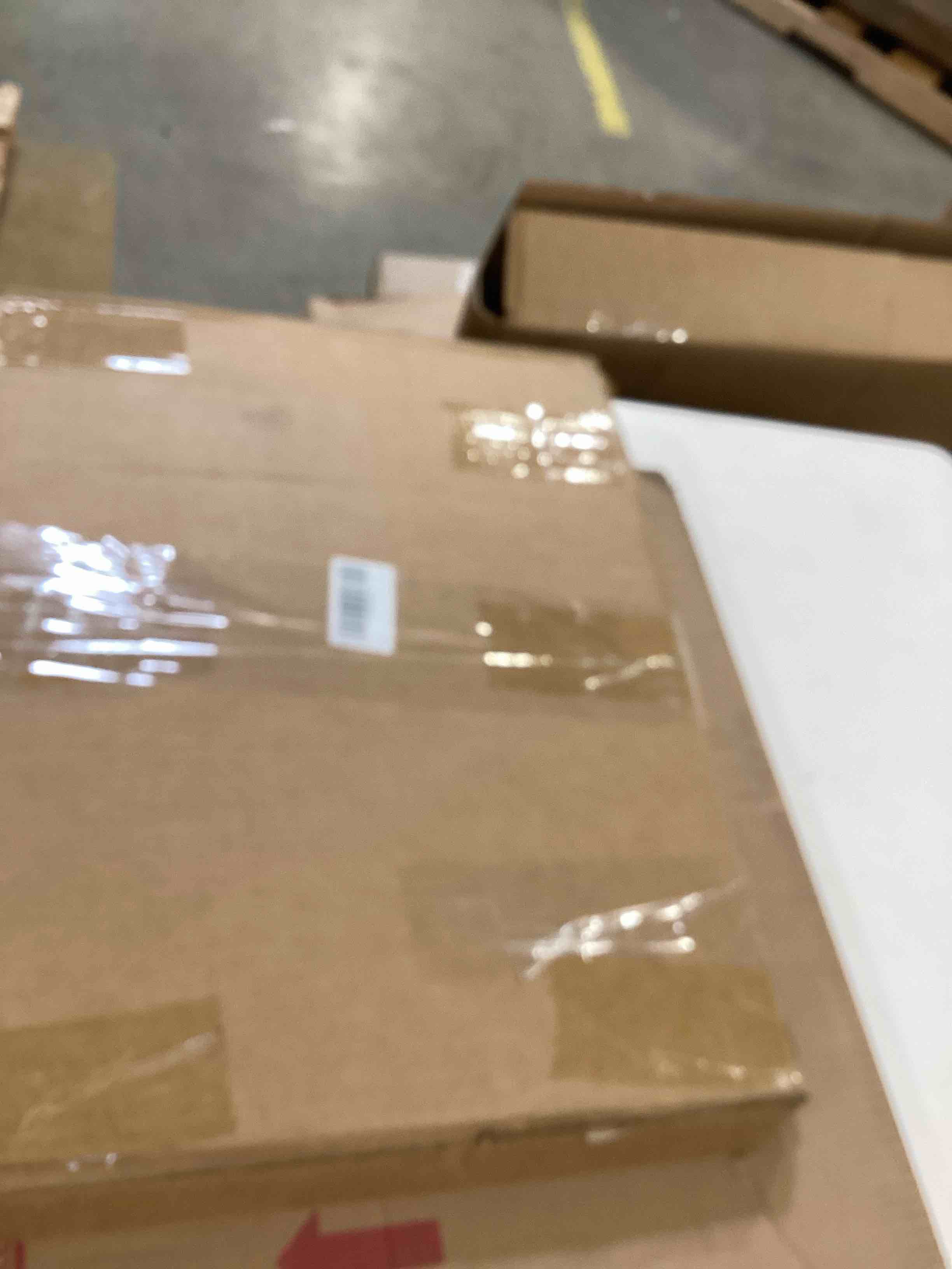 https://s3.amazonaws.com/lotting-images-prod/bidfta/PPE2773023_1759258334996.jpeg