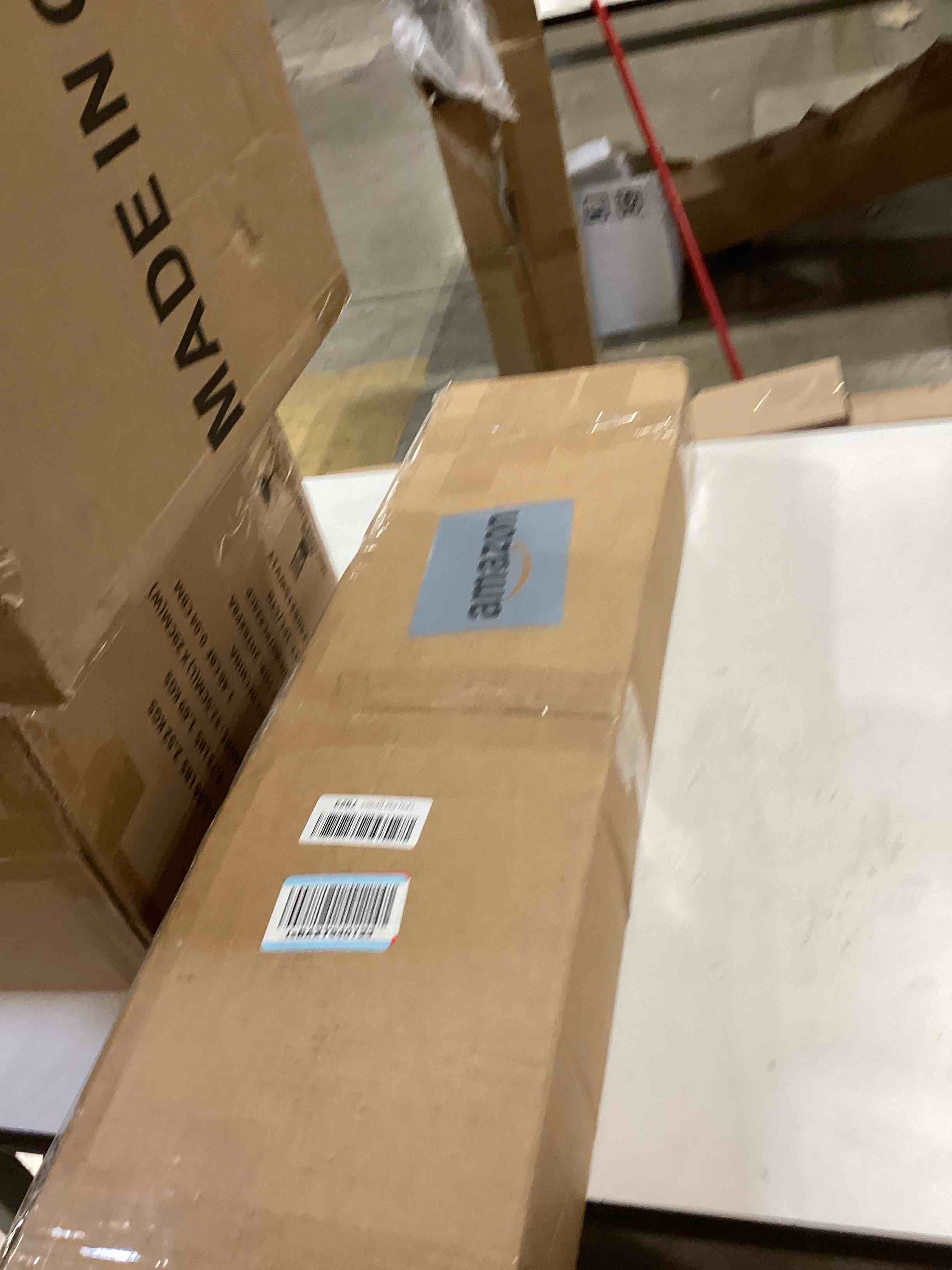 https://s3.amazonaws.com/lotting-images-prod/bidfta/PPE2773162_1759330222255.jpeg