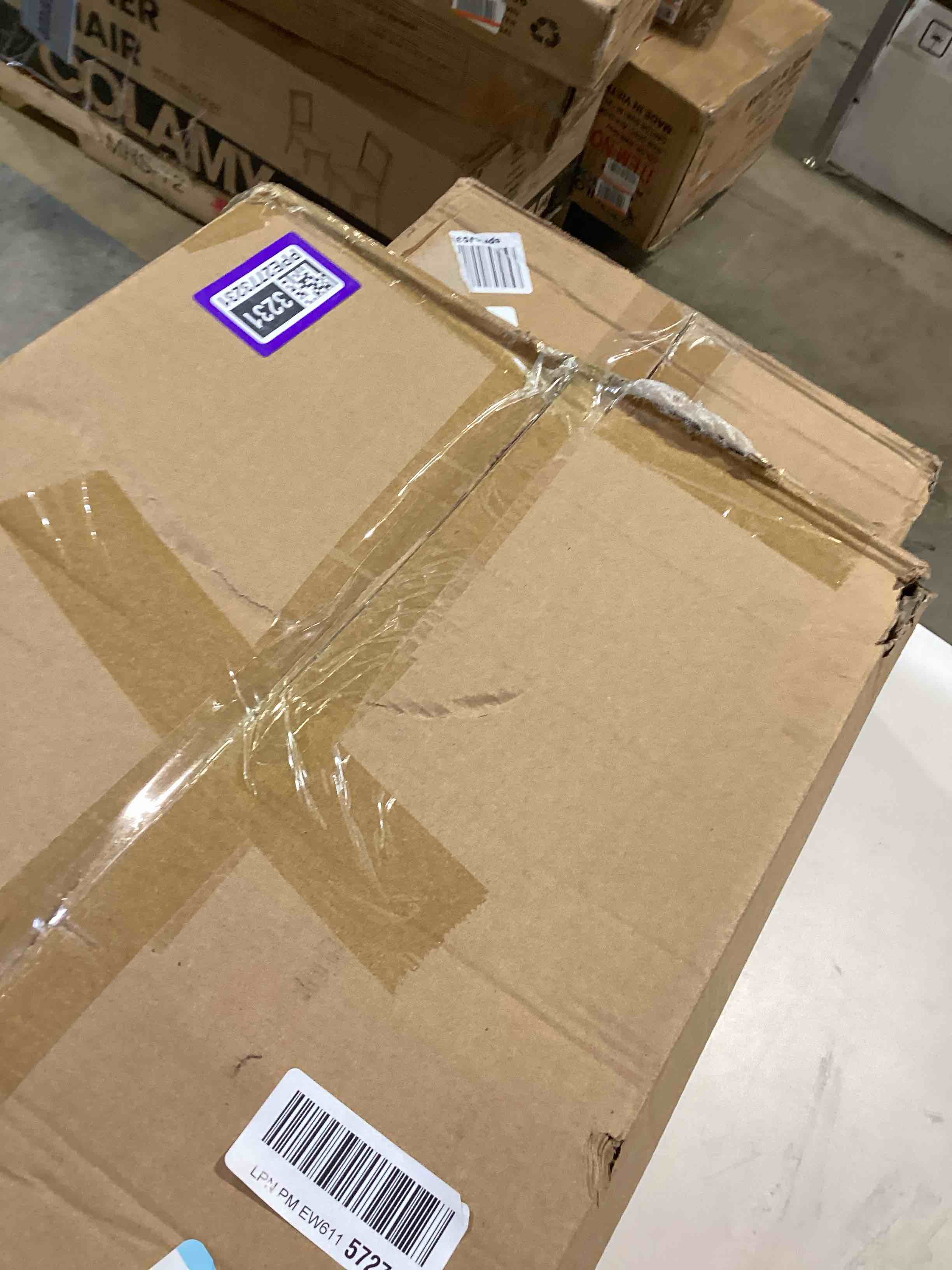 https://s3.amazonaws.com/lotting-images-prod/bidfta/PPE2773231_1759339355964.jpeg