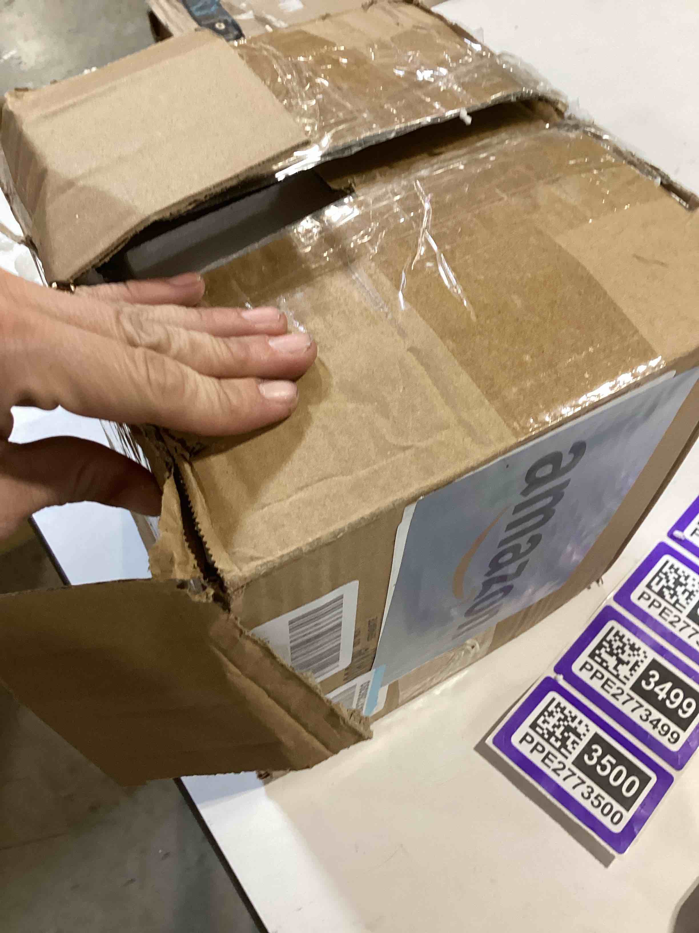 https://s3.amazonaws.com/lotting-images-prod/bidfta/PPE2773495_1759430372646.jpeg