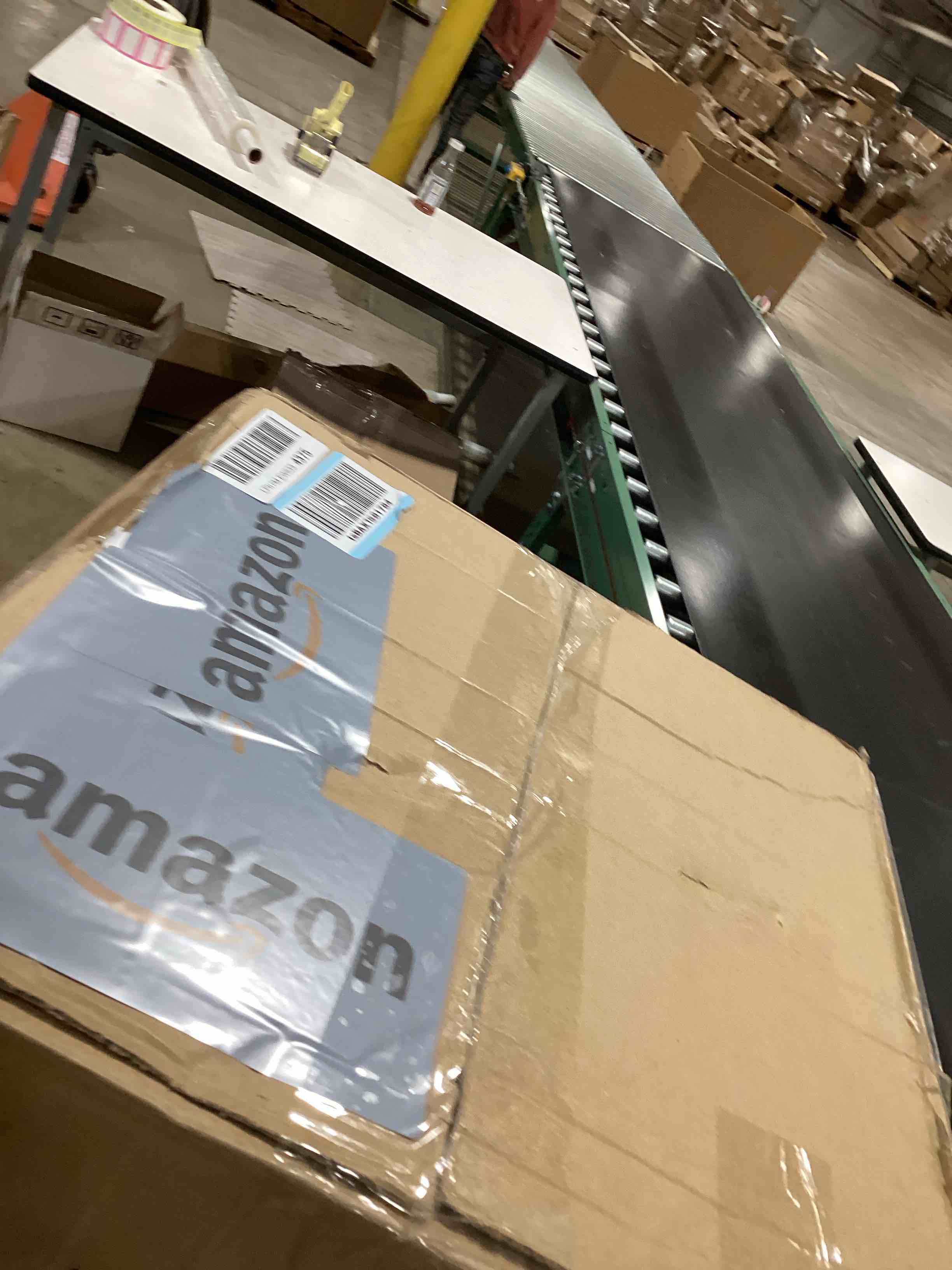 https://s3.amazonaws.com/lotting-images-prod/bidfta/PPE2773607_1759501967261.jpeg