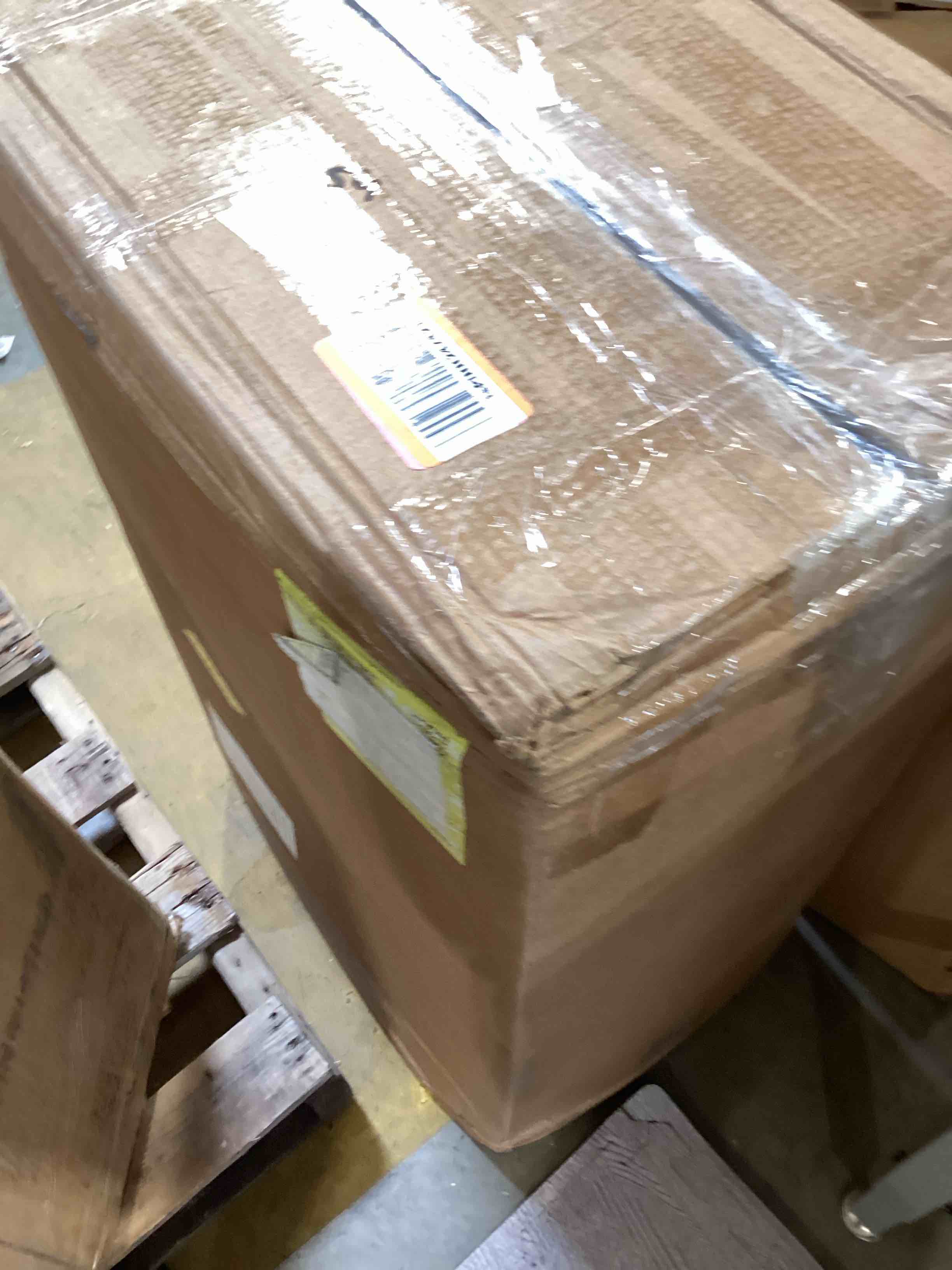 https://s3.amazonaws.com/lotting-images-prod/bidfta/PPE2774037_1759947785745.jpeg
