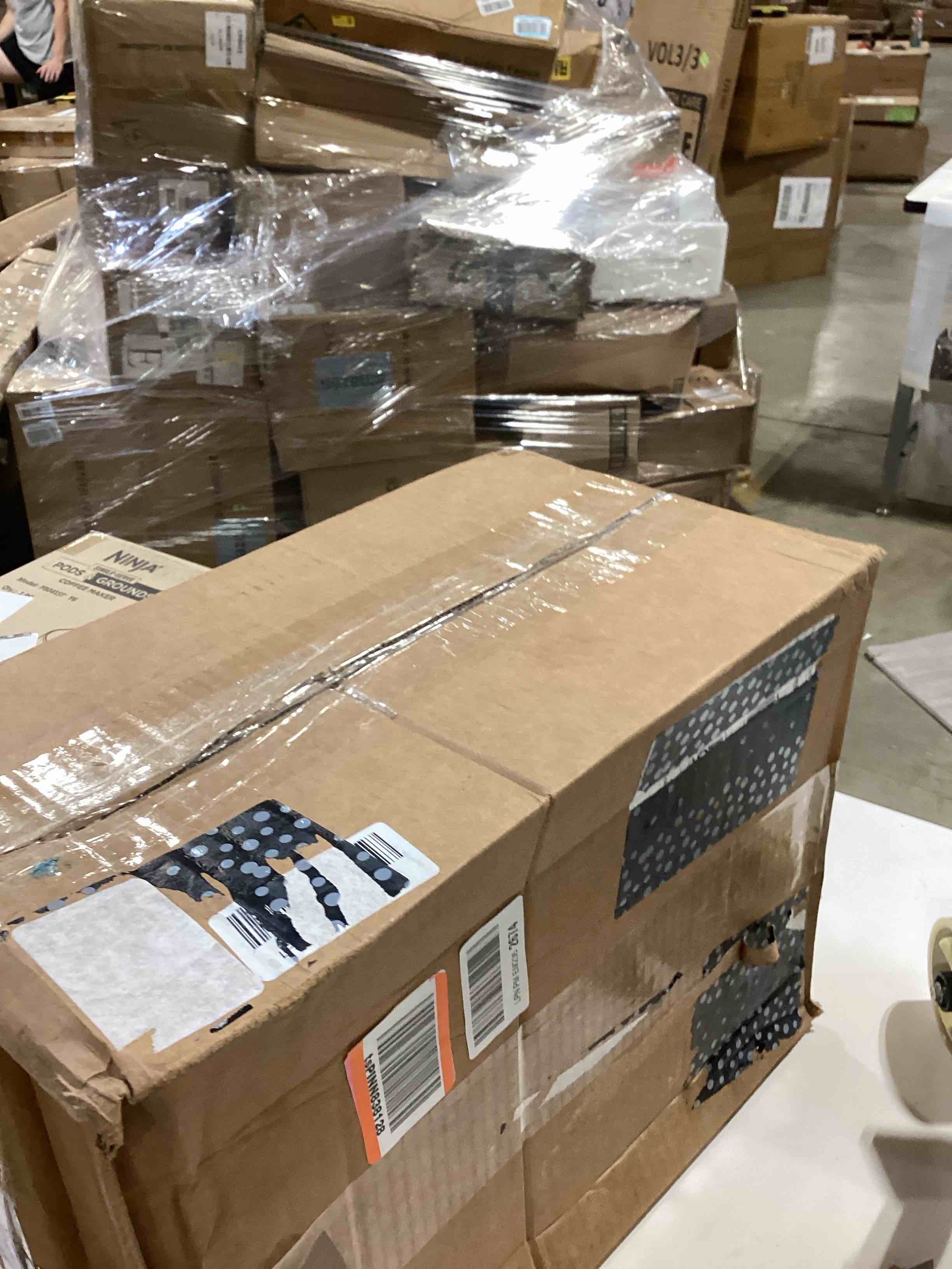 https://s3.amazonaws.com/lotting-images-prod/bidfta/PPE2774064_1759950992539.jpeg