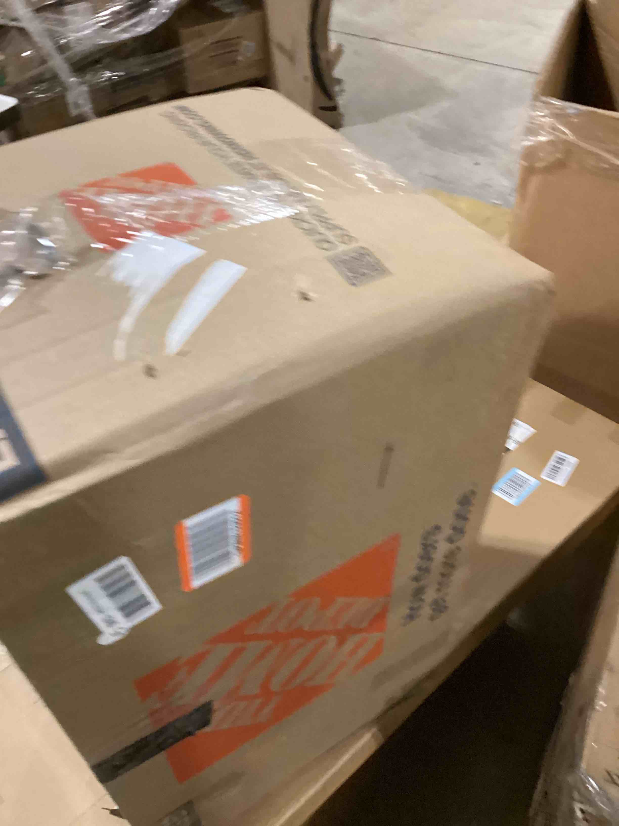 https://s3.amazonaws.com/lotting-images-prod/bidfta/PPE2774259_1760095027429.jpeg