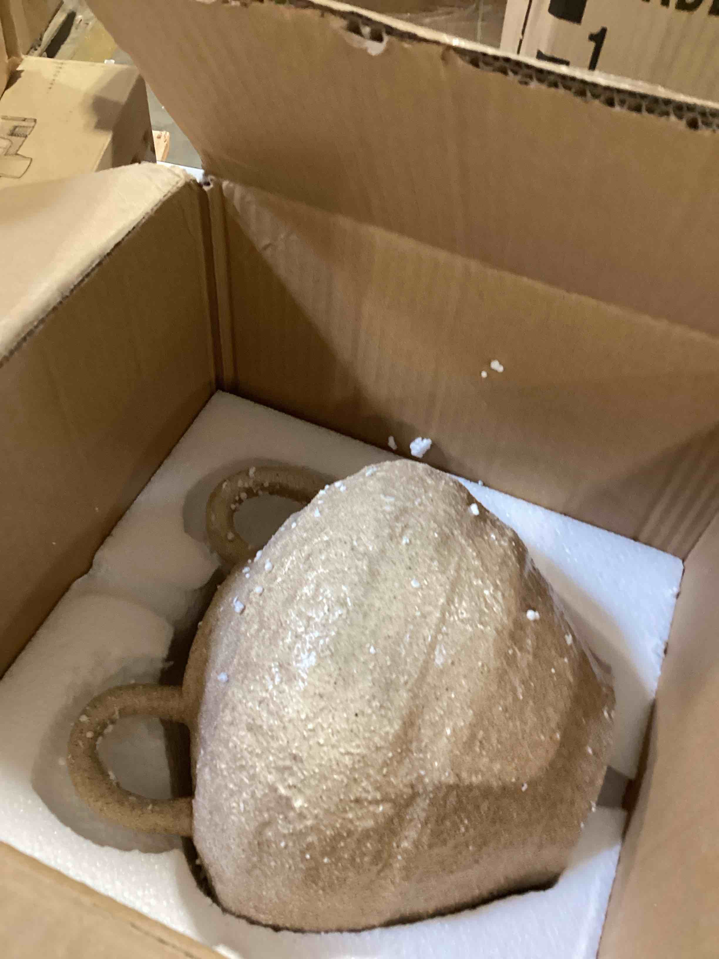 https://s3.amazonaws.com/lotting-images-prod/bidfta/PPE2774408_1760117526176.jpeg