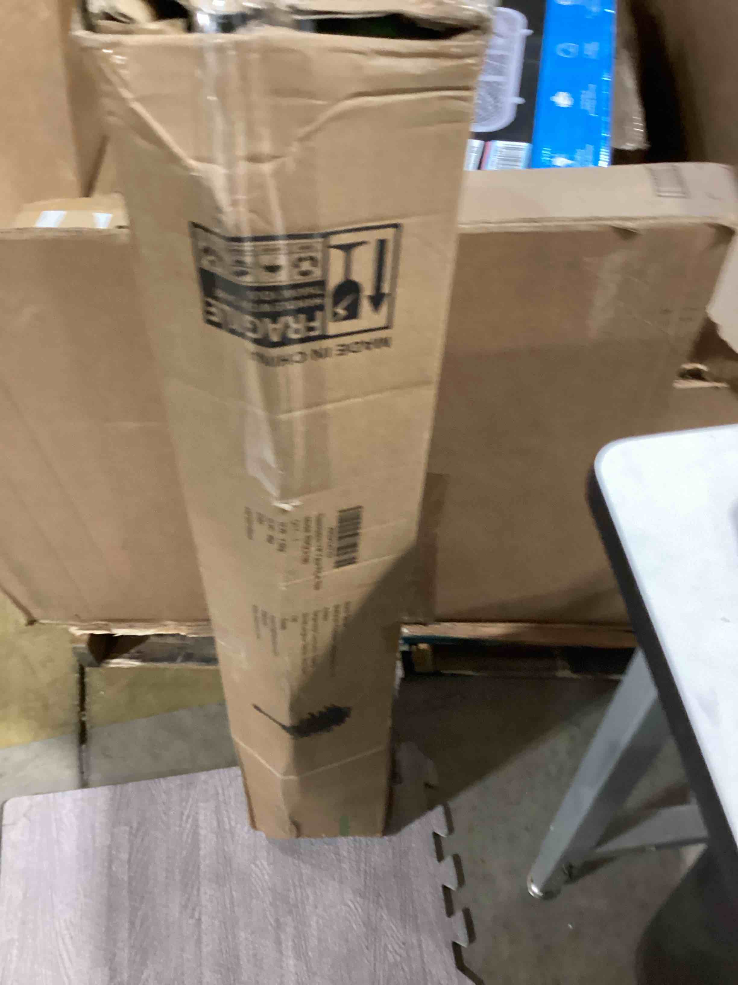https://s3.amazonaws.com/lotting-images-prod/bidfta/PPE2774477_1760441584408.jpeg