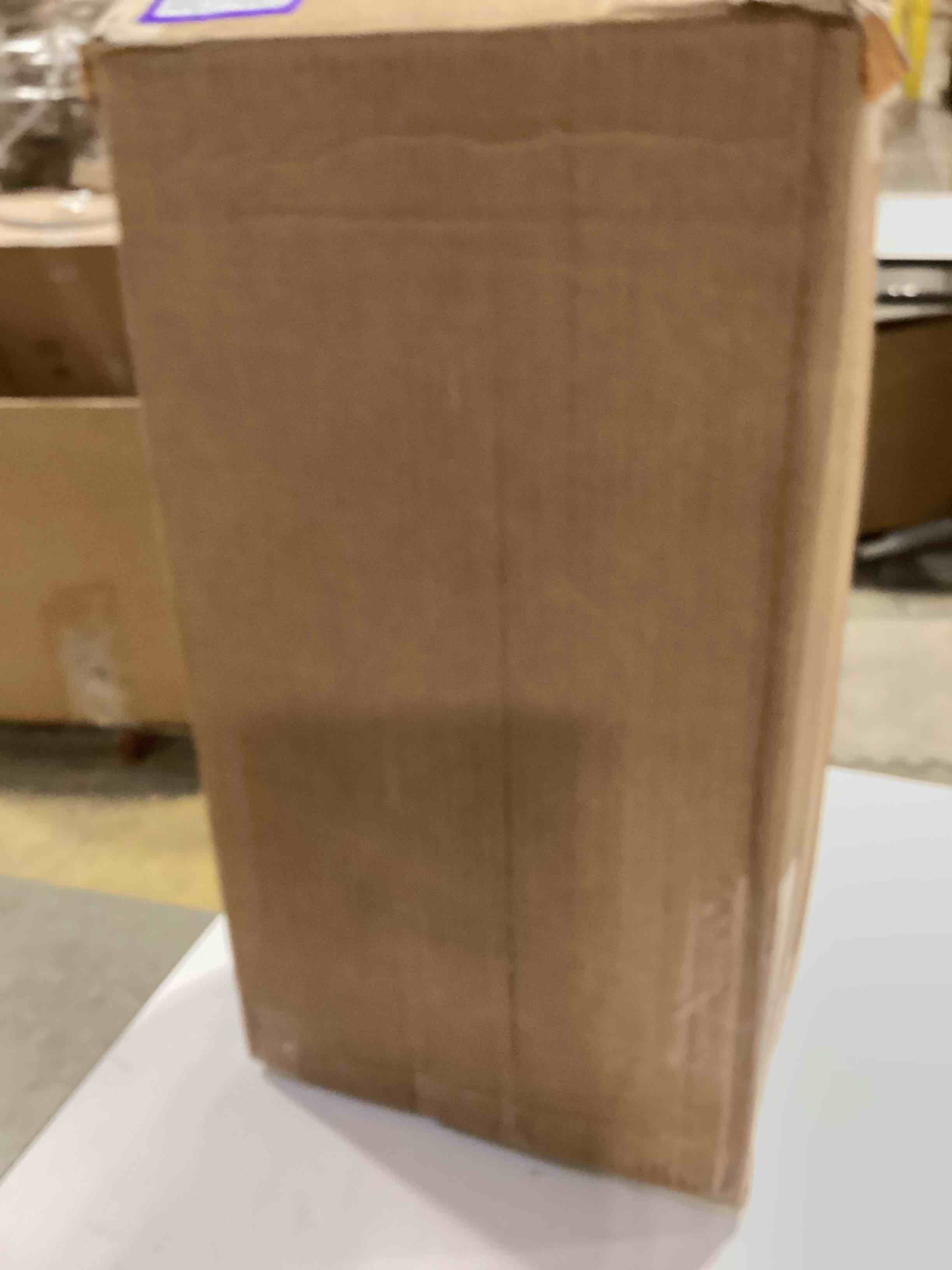 https://s3.amazonaws.com/lotting-images-prod/bidfta/PPE2774522_1760445665774.jpeg