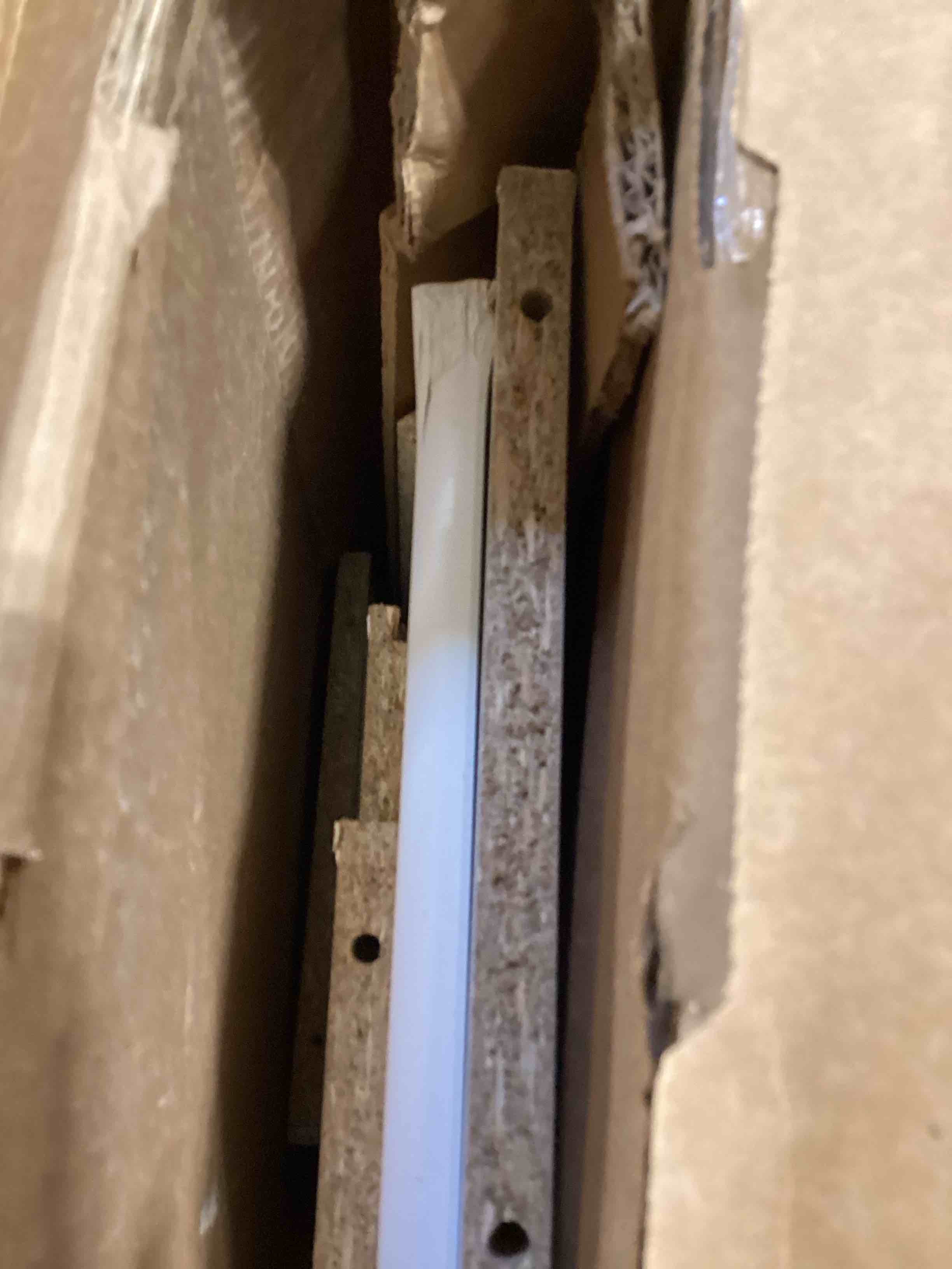 https://s3.amazonaws.com/lotting-images-prod/bidfta/PPE2774531_1760448007824.jpeg