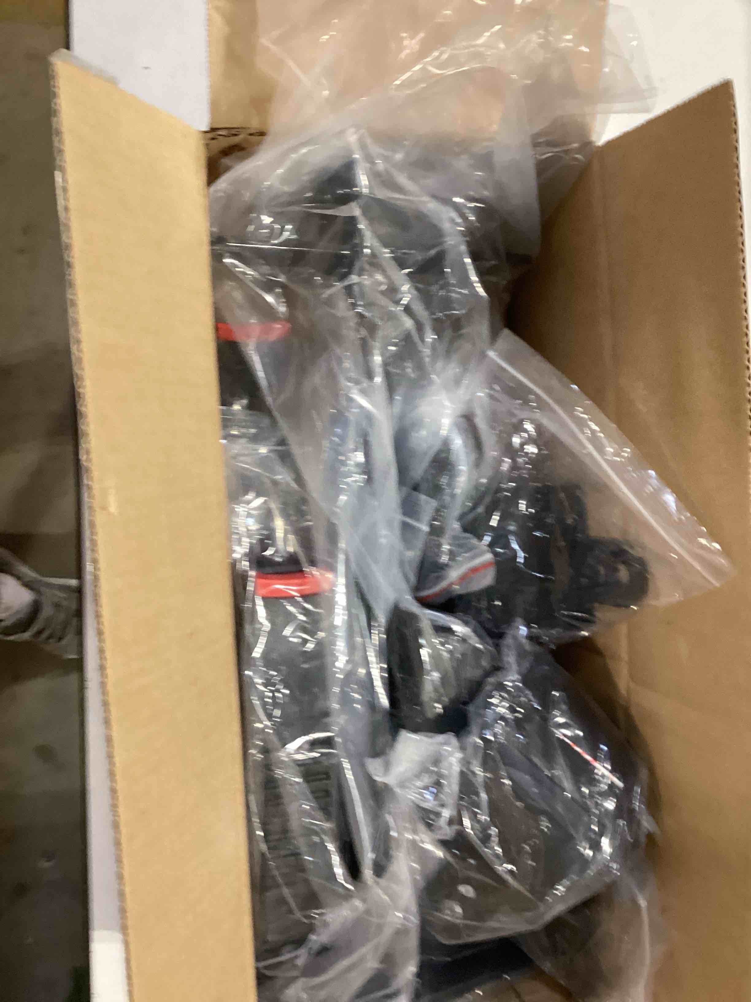 https://s3.amazonaws.com/lotting-images-prod/bidfta/PPE2774739_1760538955450.jpeg