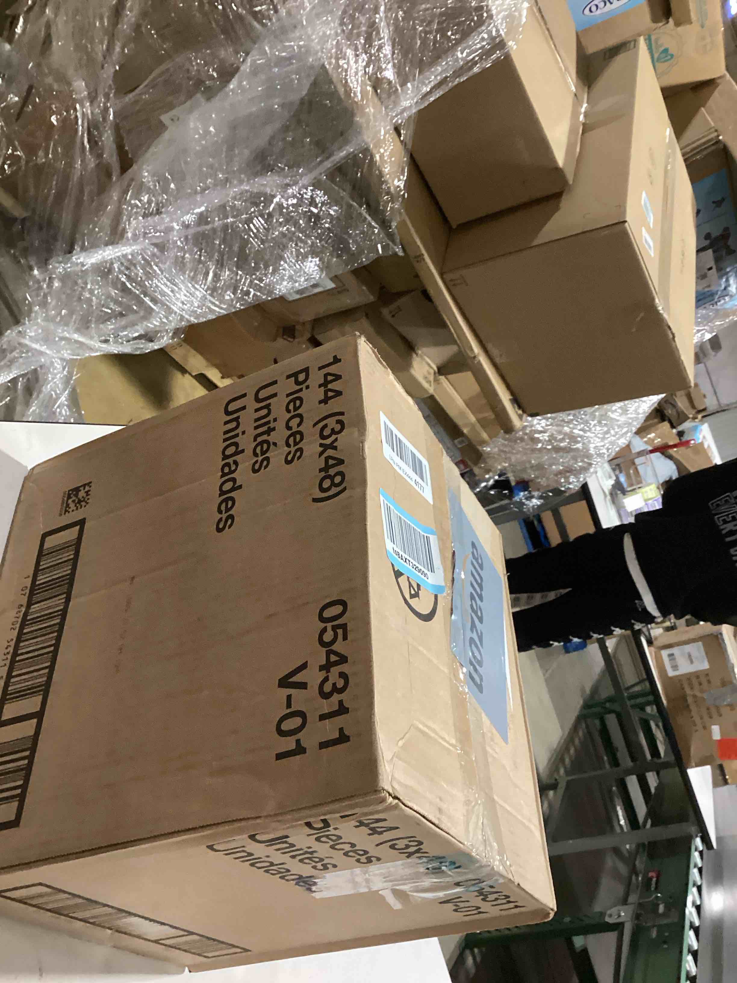 https://s3.amazonaws.com/lotting-images-prod/bidfta/PPE2774829_1760614806387.jpeg