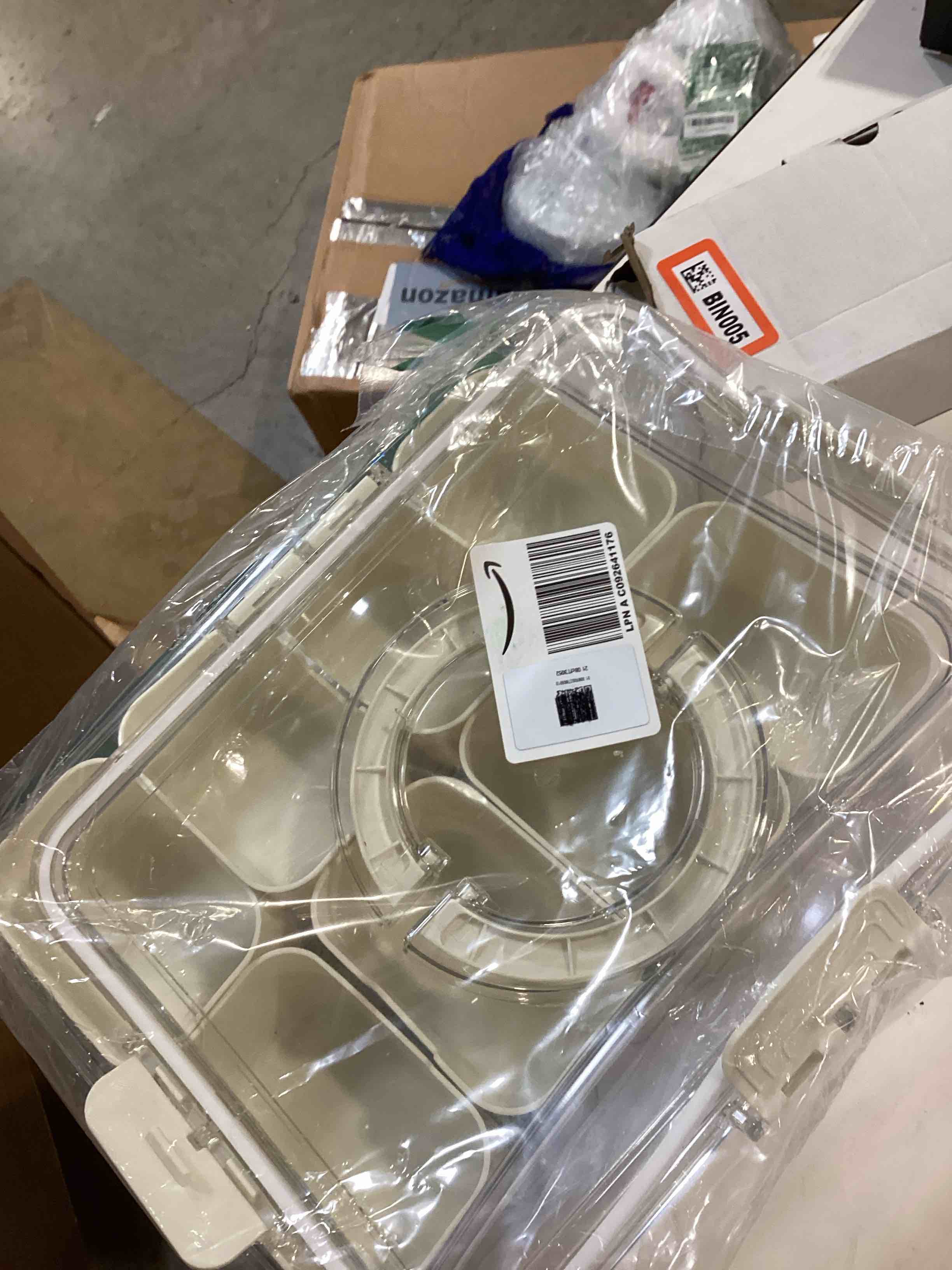 https://s3.amazonaws.com/lotting-images-prod/bidfta/PPE2775107_1760728278148.jpeg