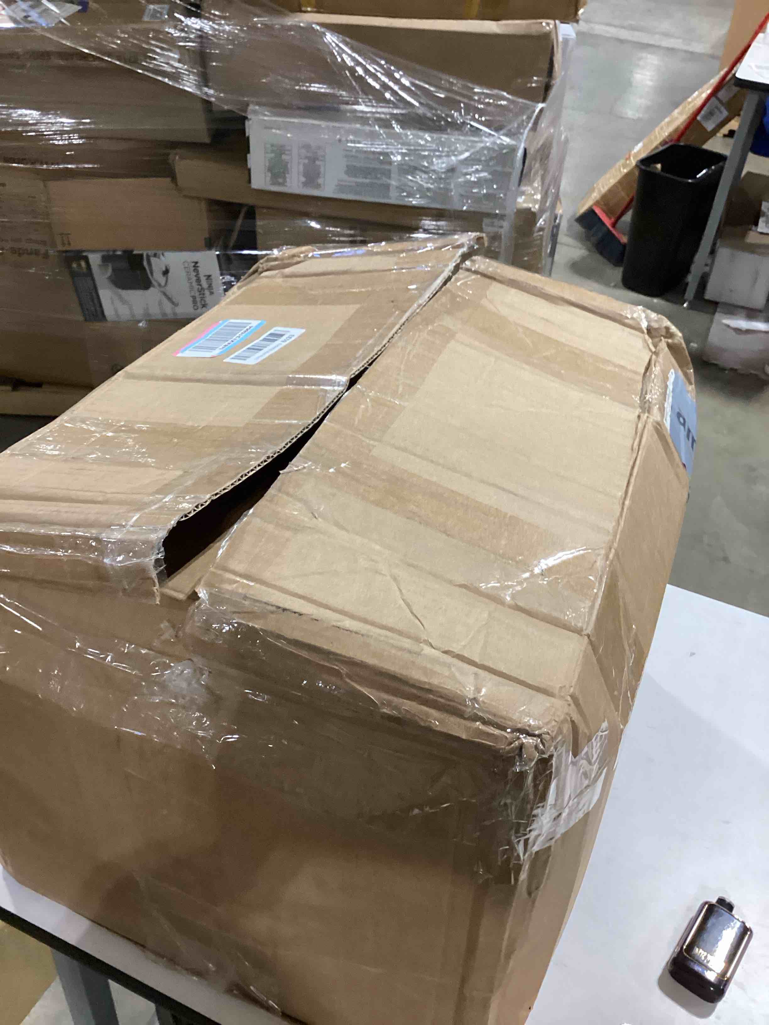 https://s3.amazonaws.com/lotting-images-prod/bidfta/PPE2775132_1760962154076.jpeg