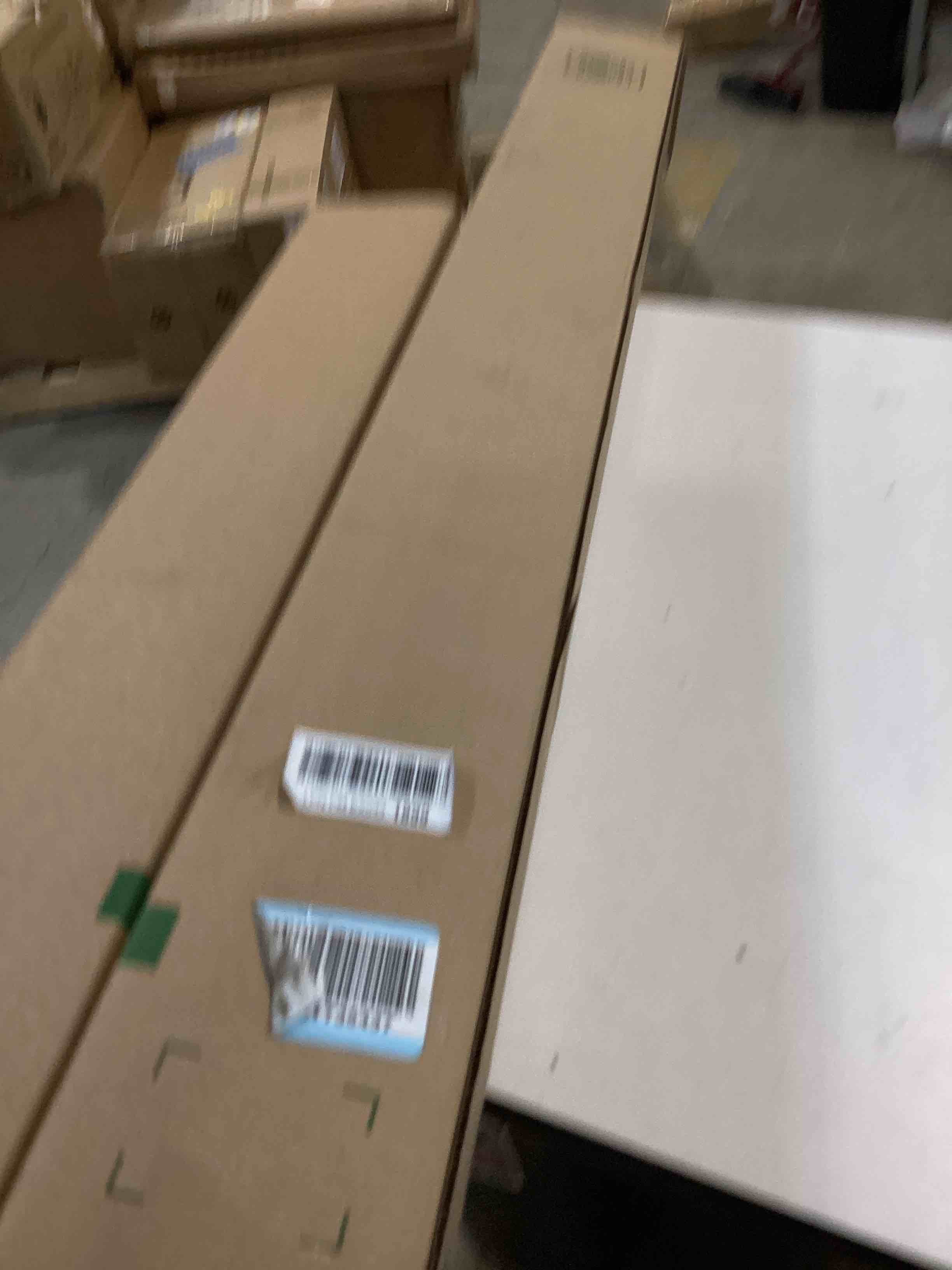 https://s3.amazonaws.com/lotting-images-prod/bidfta/PPE2775174_1760970000380.jpeg