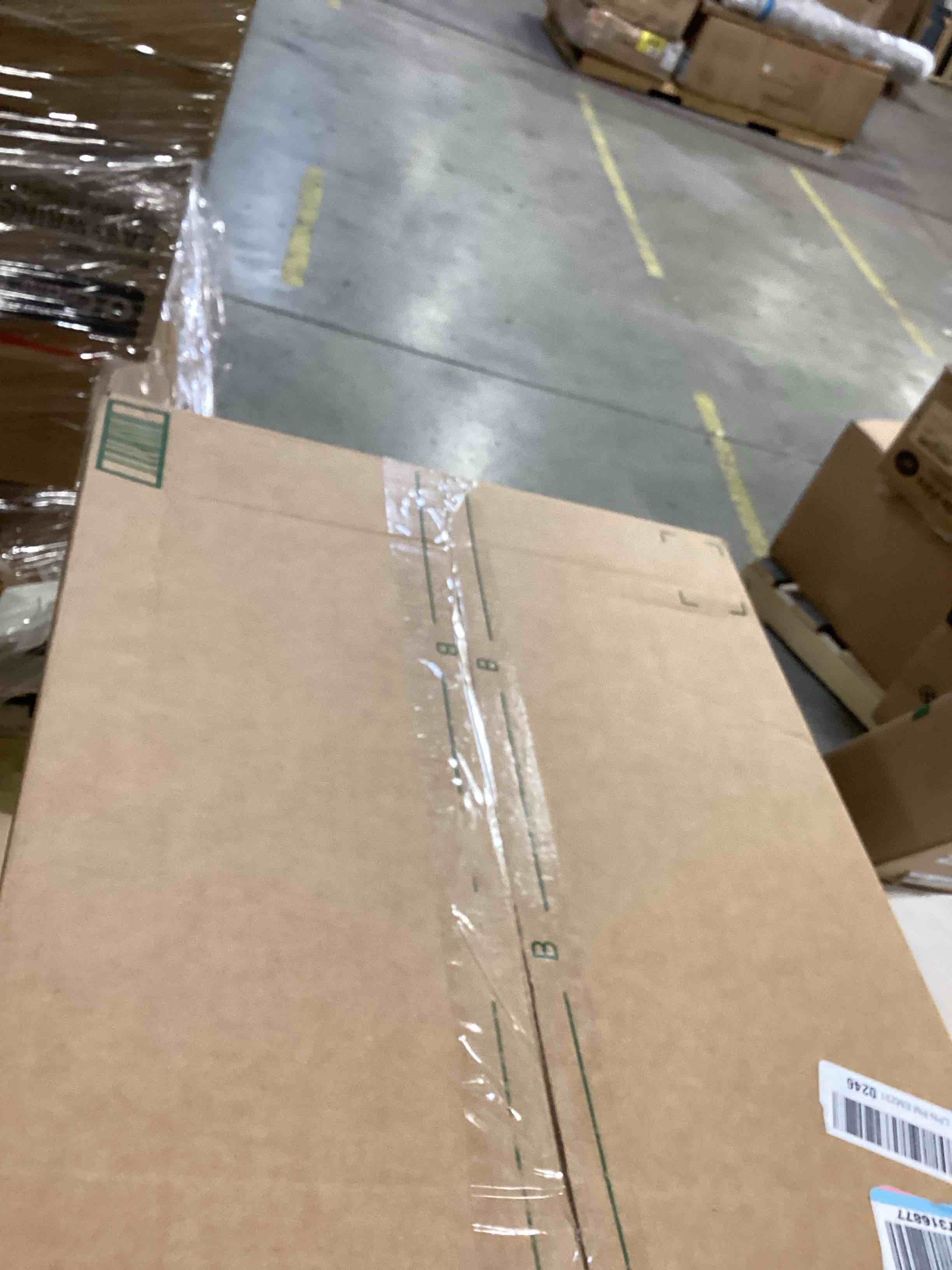 https://s3.amazonaws.com/lotting-images-prod/bidfta/PPE2775184_1760969817989.jpeg