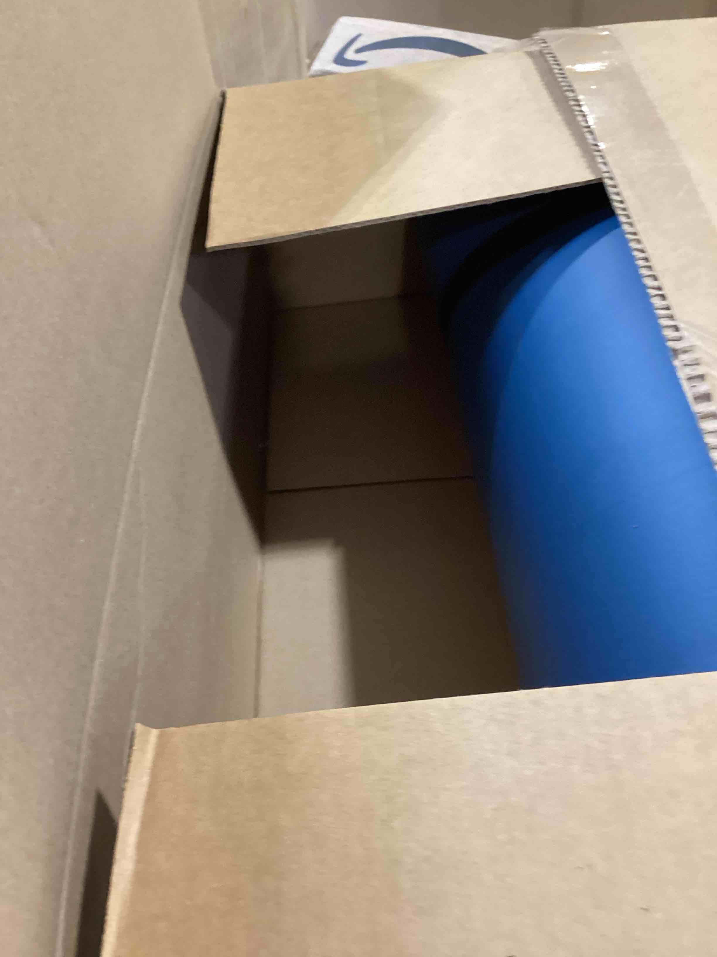 https://s3.amazonaws.com/lotting-images-prod/bidfta/PPE2775221_1760974252583.jpeg