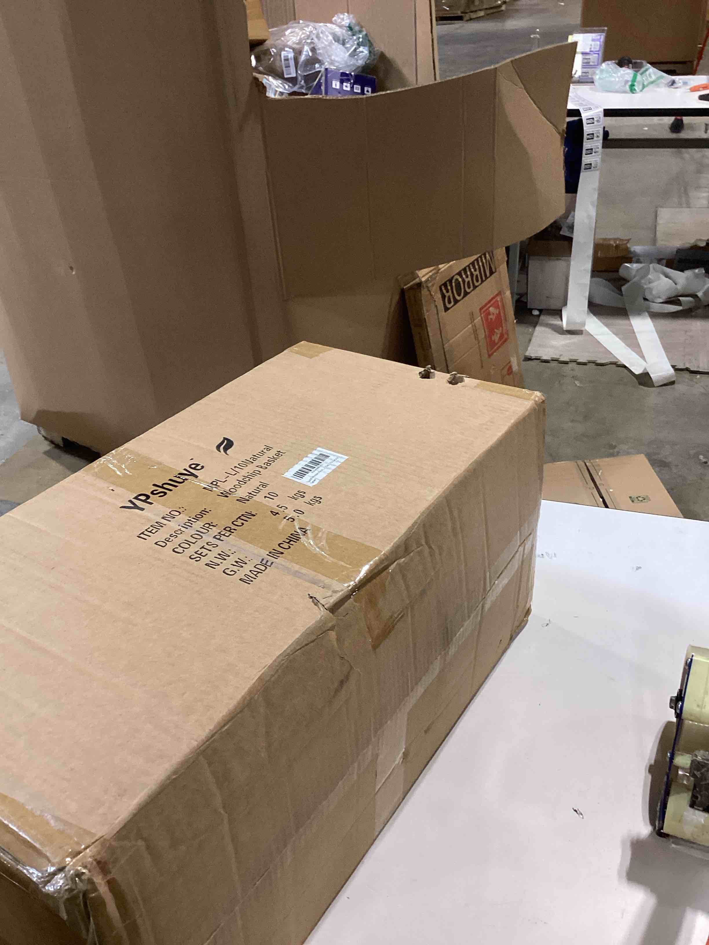 https://s3.amazonaws.com/lotting-images-prod/bidfta/PPE2775311_1760986859530.jpeg