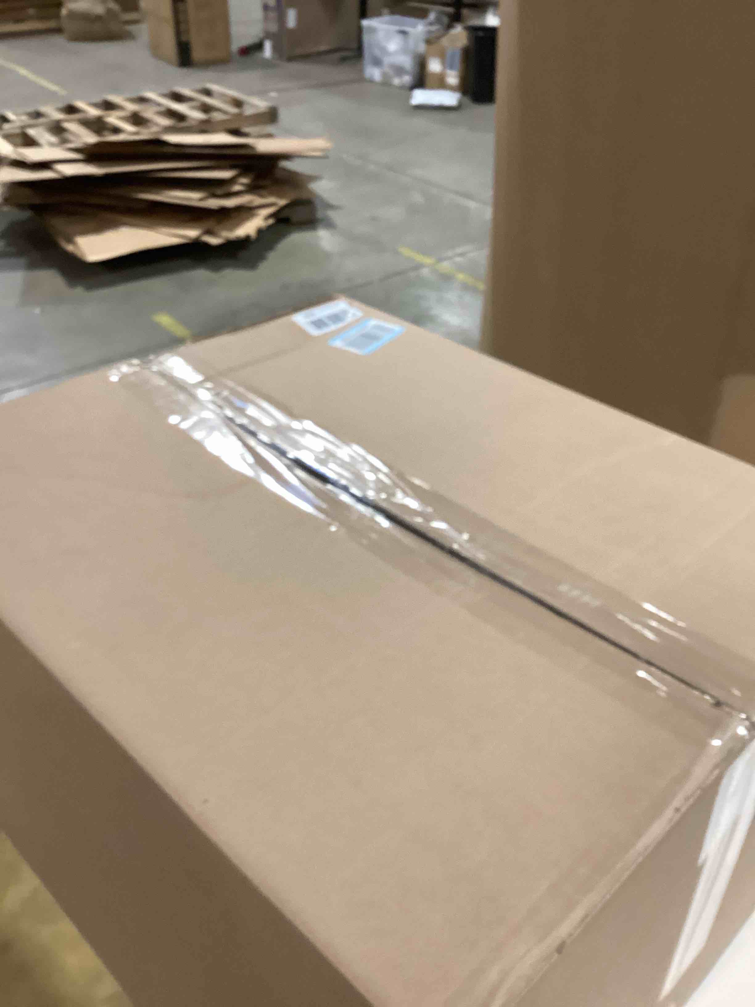 https://s3.amazonaws.com/lotting-images-prod/bidfta/PPE2775387_1761050927871.jpeg