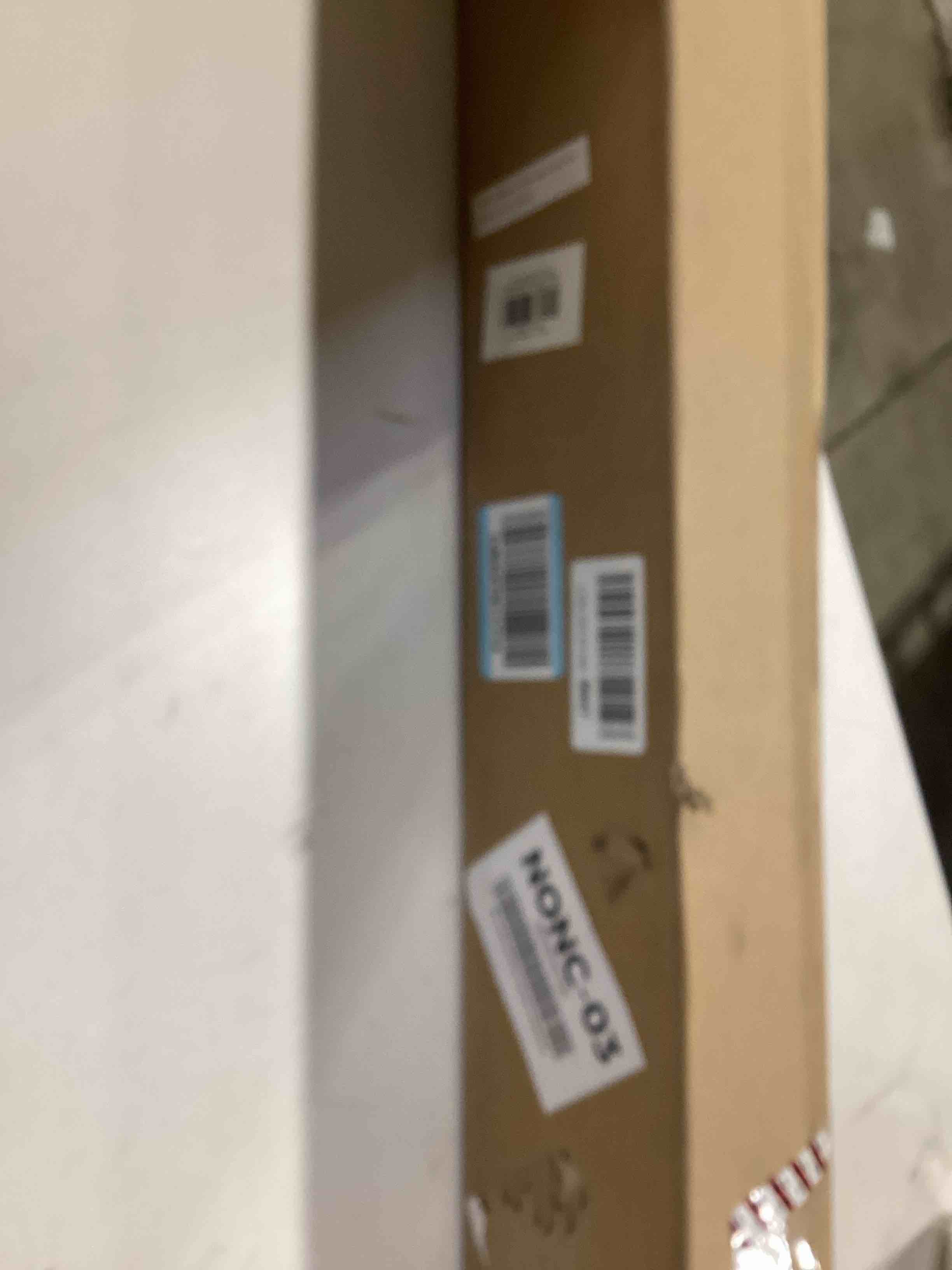 https://s3.amazonaws.com/lotting-images-prod/bidfta/PPE2775409_1761055100333.jpeg