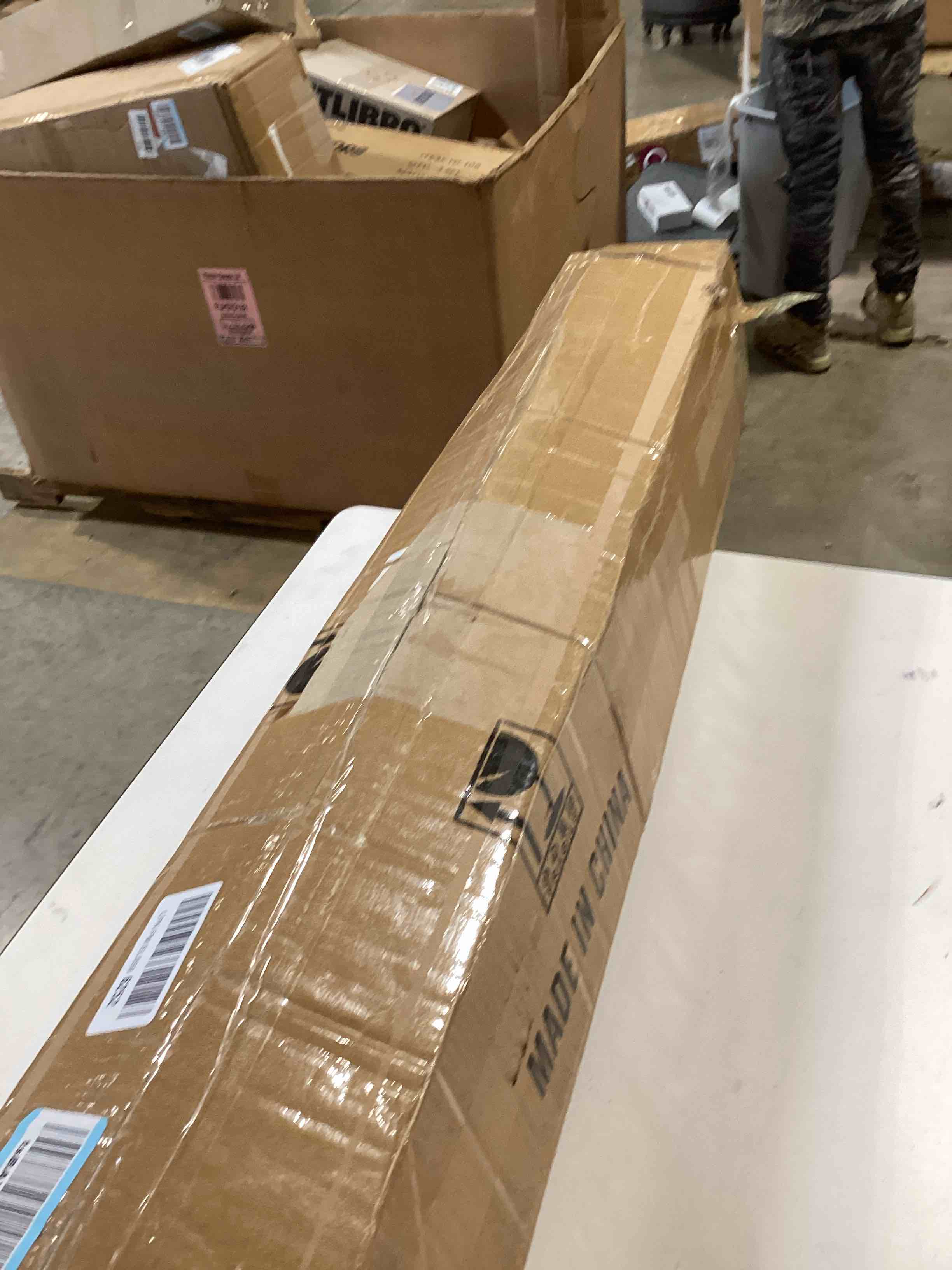 https://s3.amazonaws.com/lotting-images-prod/bidfta/PPE2775496_1761065255870.jpeg