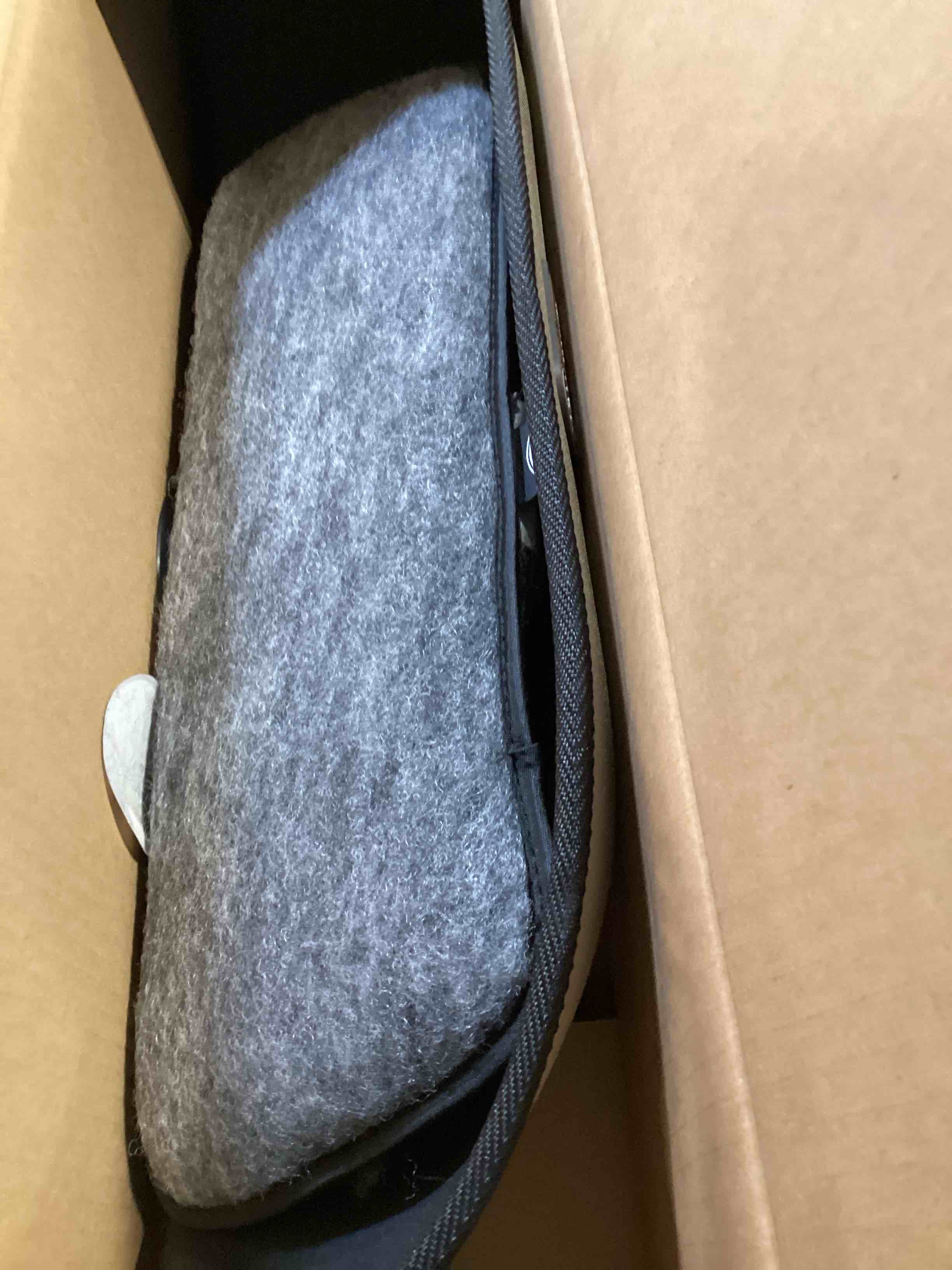 https://s3.amazonaws.com/lotting-images-prod/bidfta/PPE2775537_1761069228617.jpeg