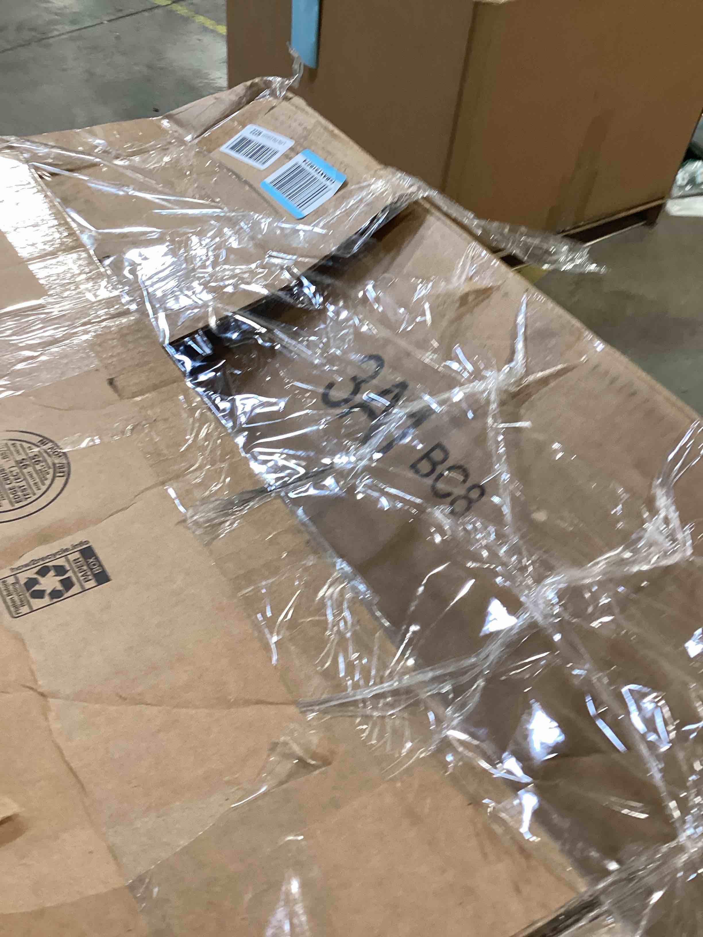 https://s3.amazonaws.com/lotting-images-prod/bidfta/PPE2775553_1761072410269.jpeg