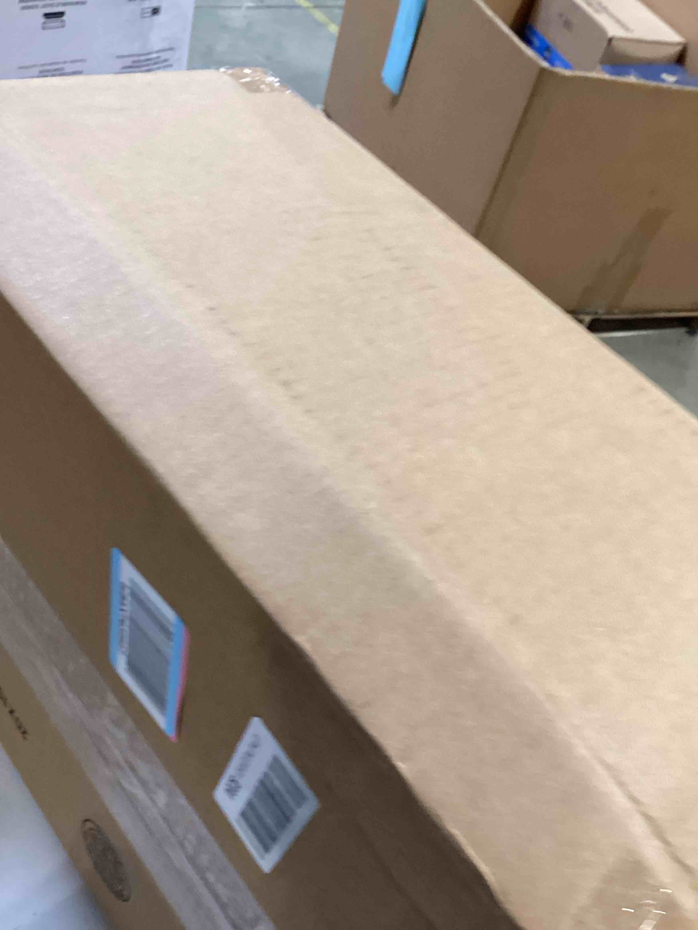 https://s3.amazonaws.com/lotting-images-prod/bidfta/PPE2775555_1761071756388.jpeg