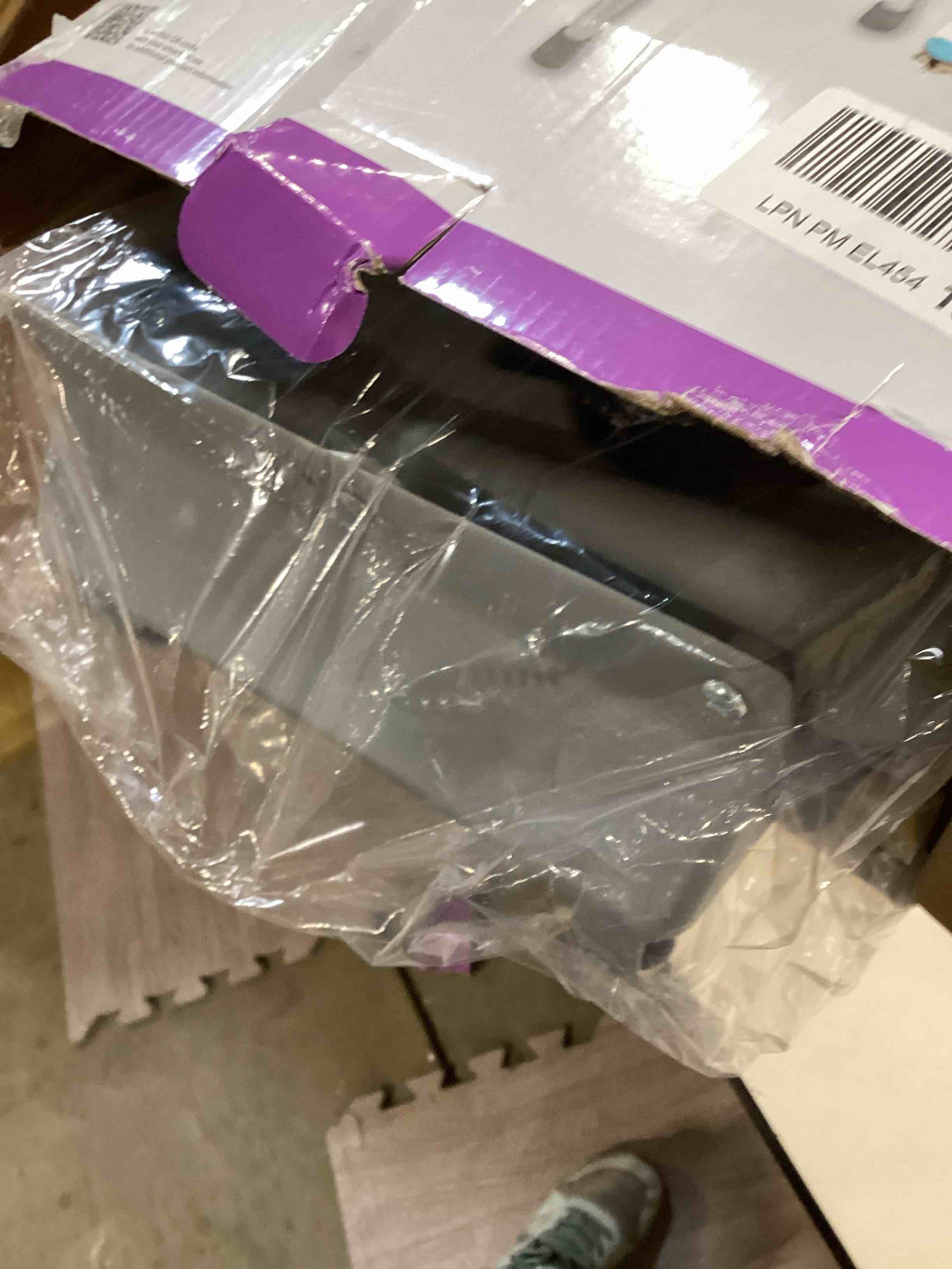 https://s3.amazonaws.com/lotting-images-prod/bidfta/PPE2775557_1761073313644.jpeg