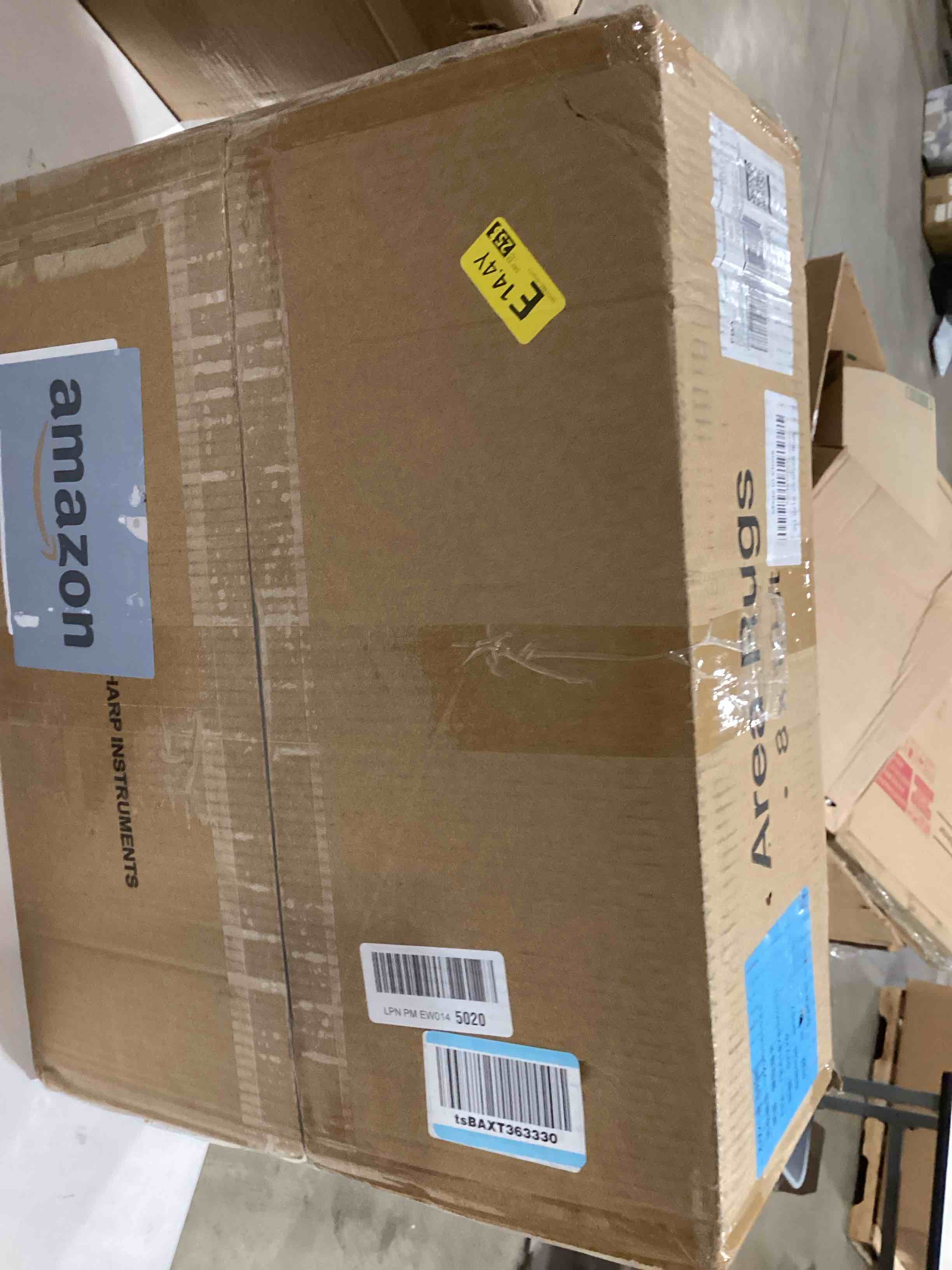 https://s3.amazonaws.com/lotting-images-prod/bidfta/PPE2775593_1761134686002.jpeg
