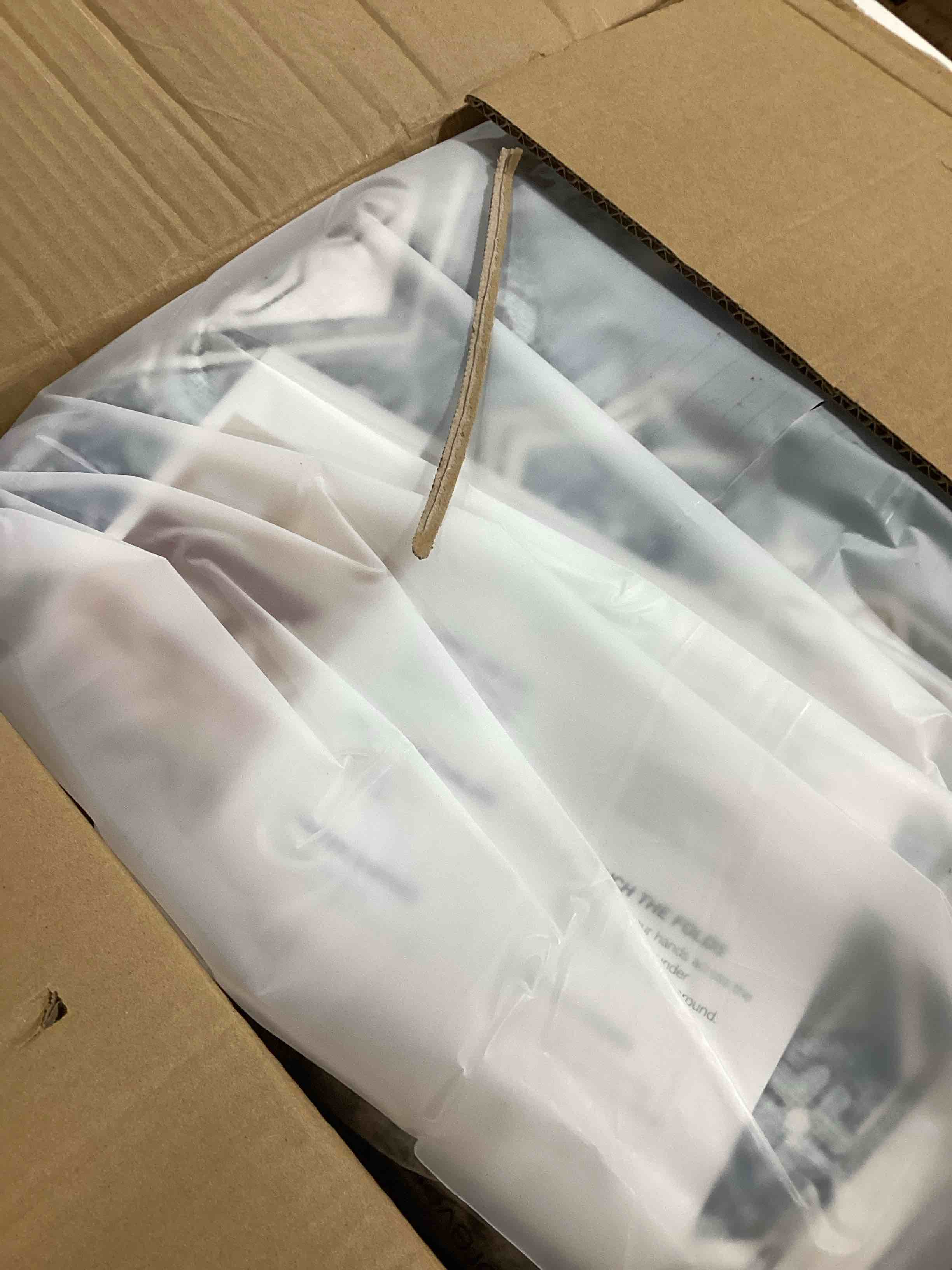 https://s3.amazonaws.com/lotting-images-prod/bidfta/PPE2775593_1761134725573.jpeg