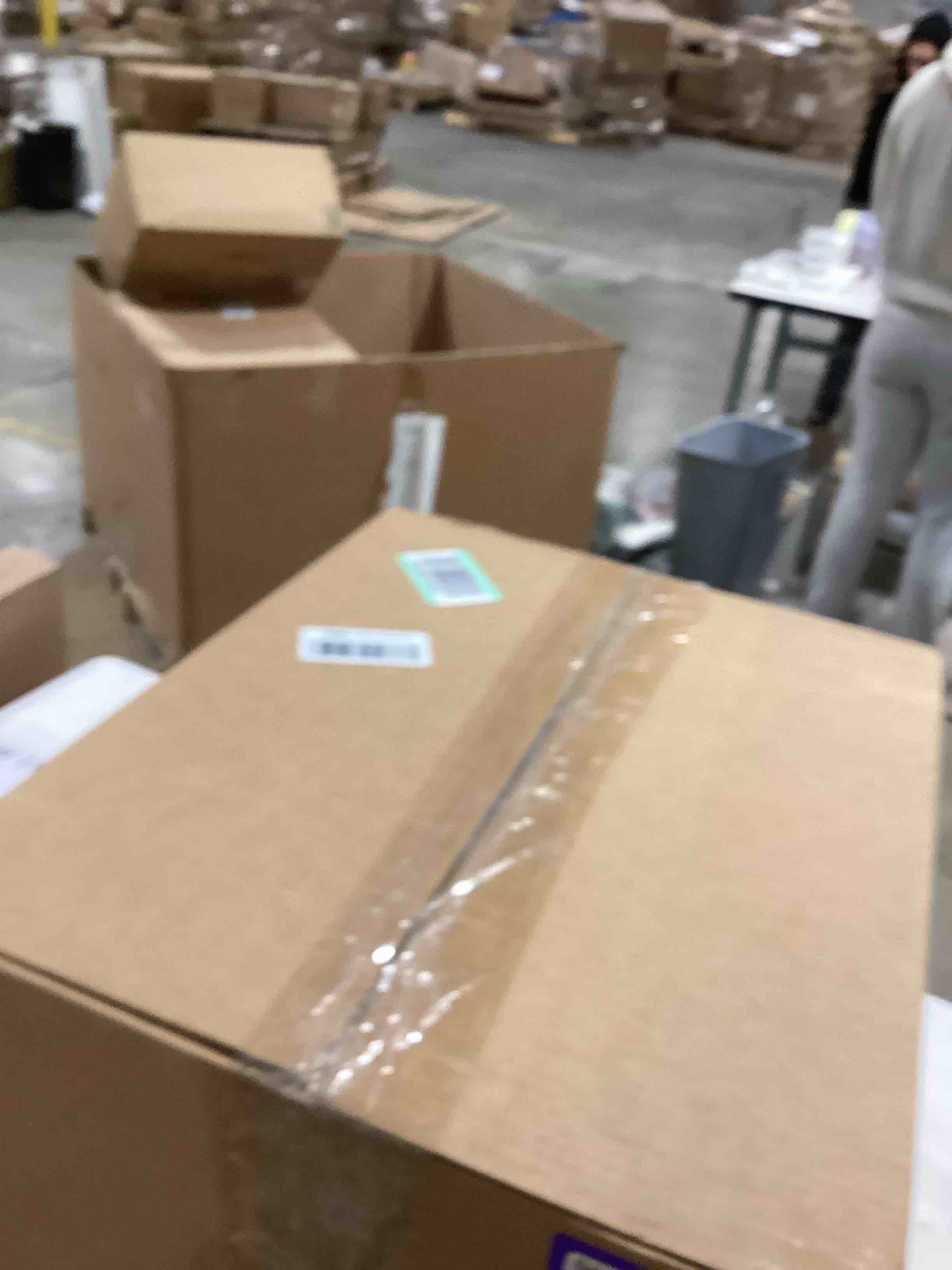 https://s3.amazonaws.com/lotting-images-prod/bidfta/PPE2775646_1761144566749.jpeg