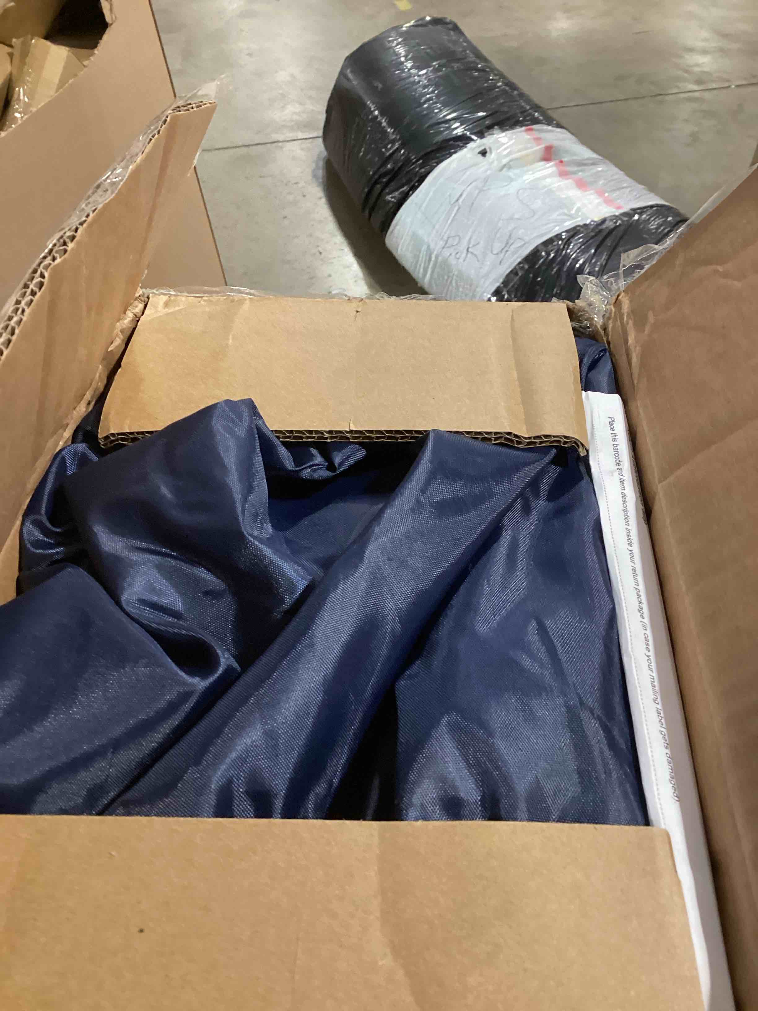 https://s3.amazonaws.com/lotting-images-prod/bidfta/PPE2775950_1761309161193.jpeg