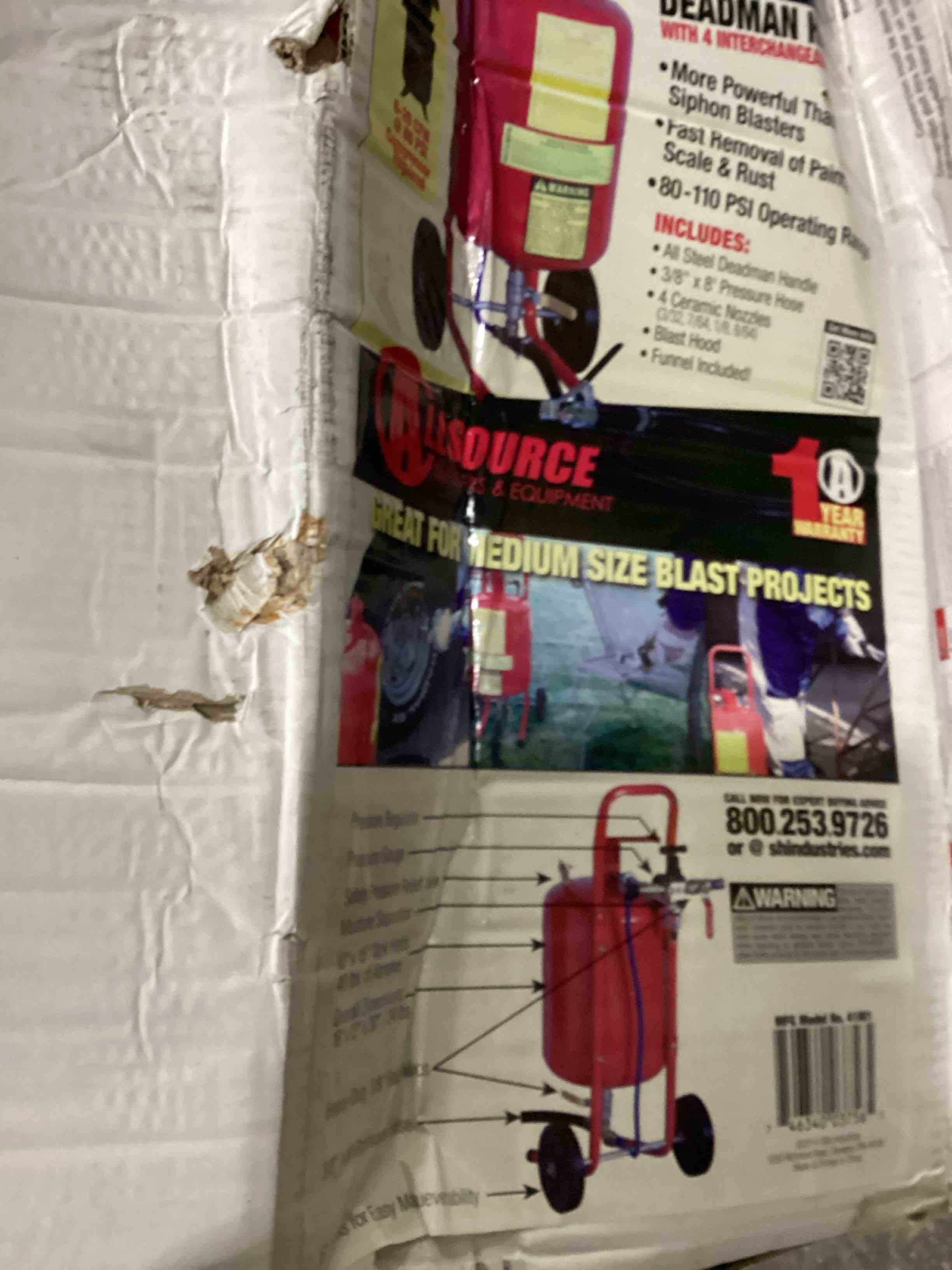 https://s3.amazonaws.com/lotting-images-prod/bidfta/PPE2896152_1746117591118.jpeg