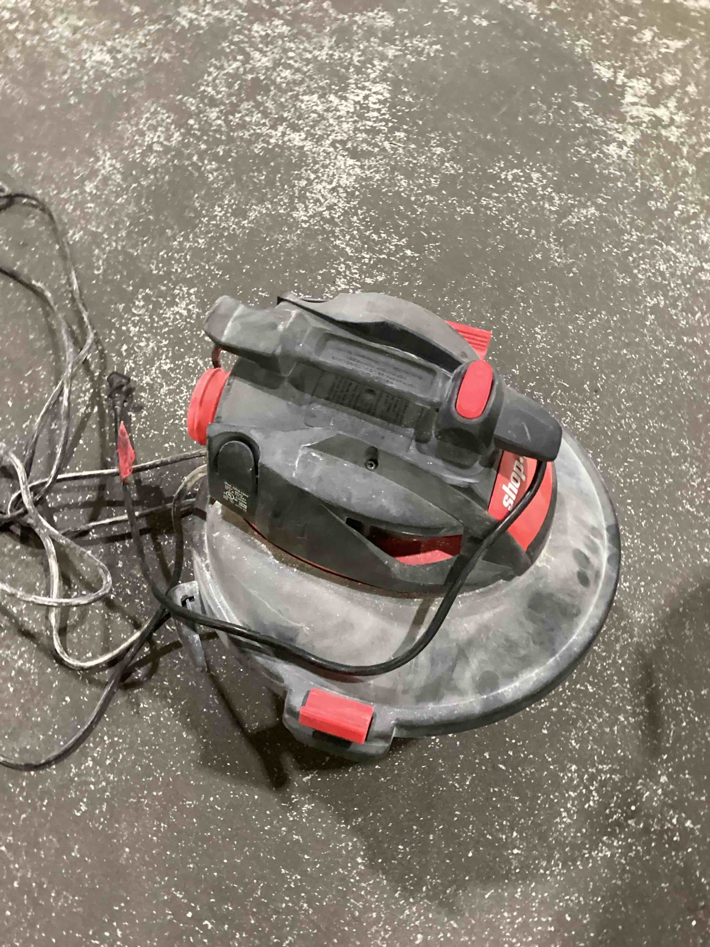 https://s3.amazonaws.com/lotting-images-prod/bidfta/PPE2896200_1746205653490.jpeg