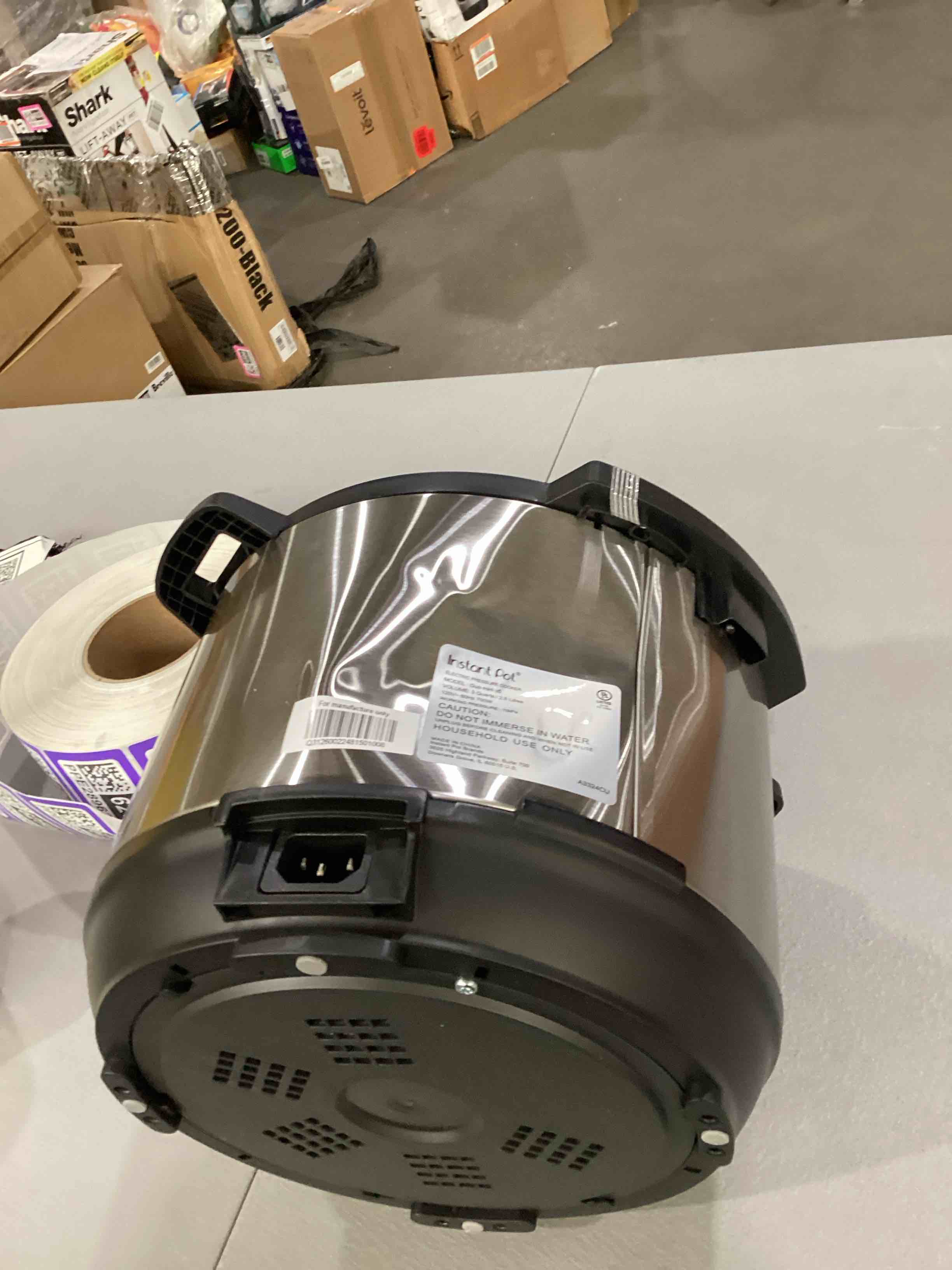 https://s3.amazonaws.com/lotting-images-prod/bidfta/PPE2896249_1746470458237.jpeg