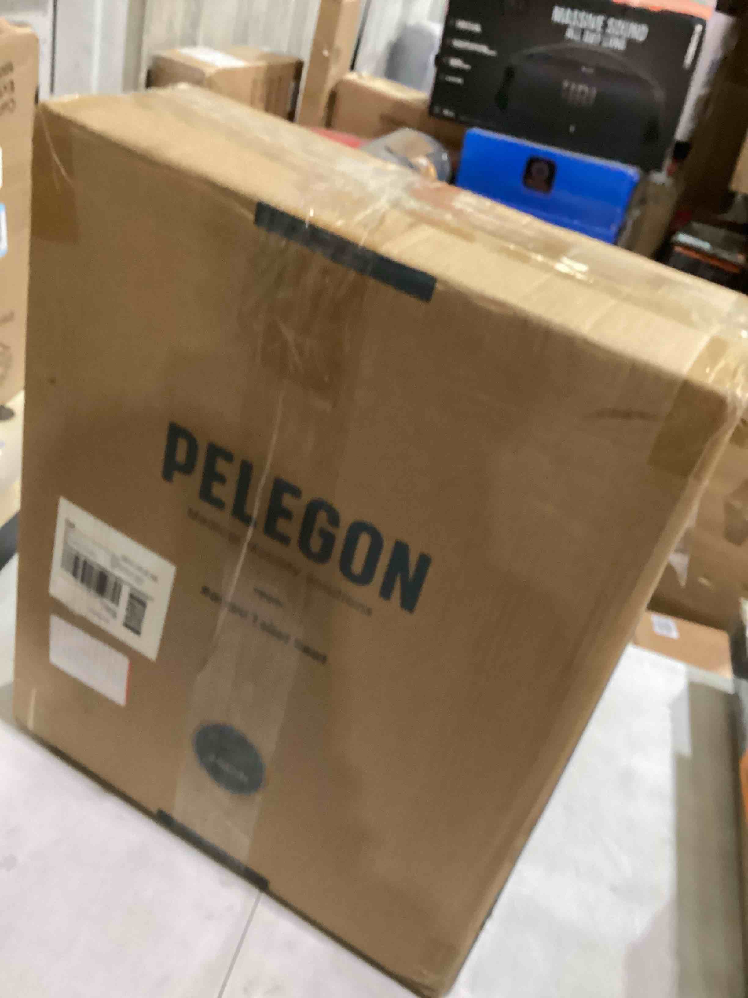 https://s3.amazonaws.com/lotting-images-prod/bidfta/PPE2896395_1747055509380.jpeg