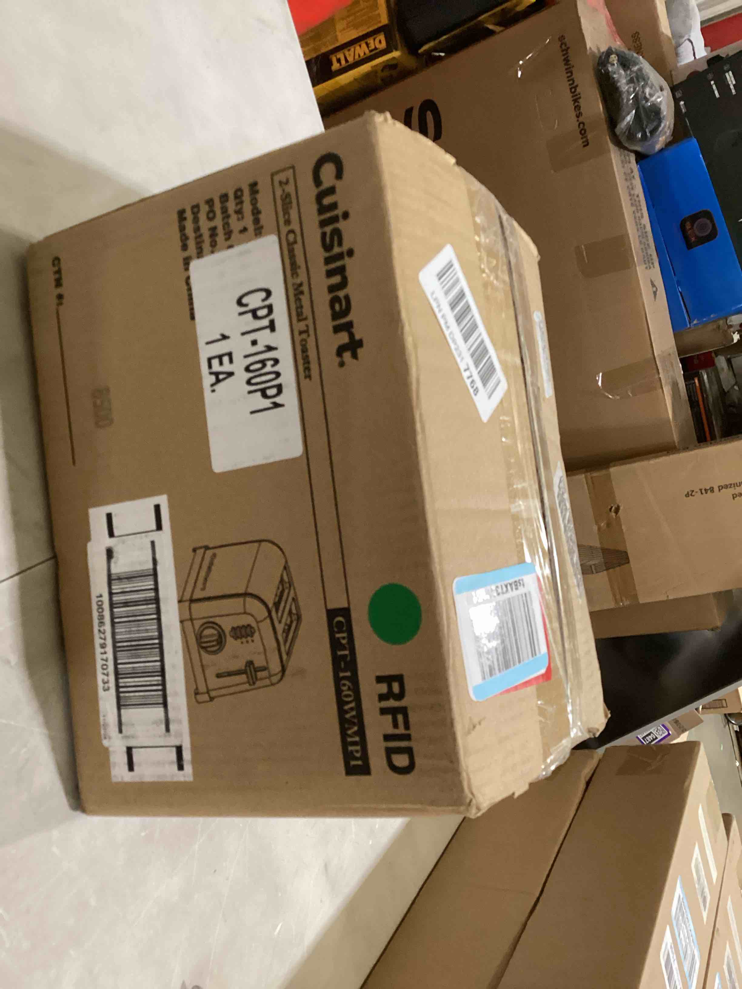https://s3.amazonaws.com/lotting-images-prod/bidfta/PPE2896908_1747421521832.jpeg