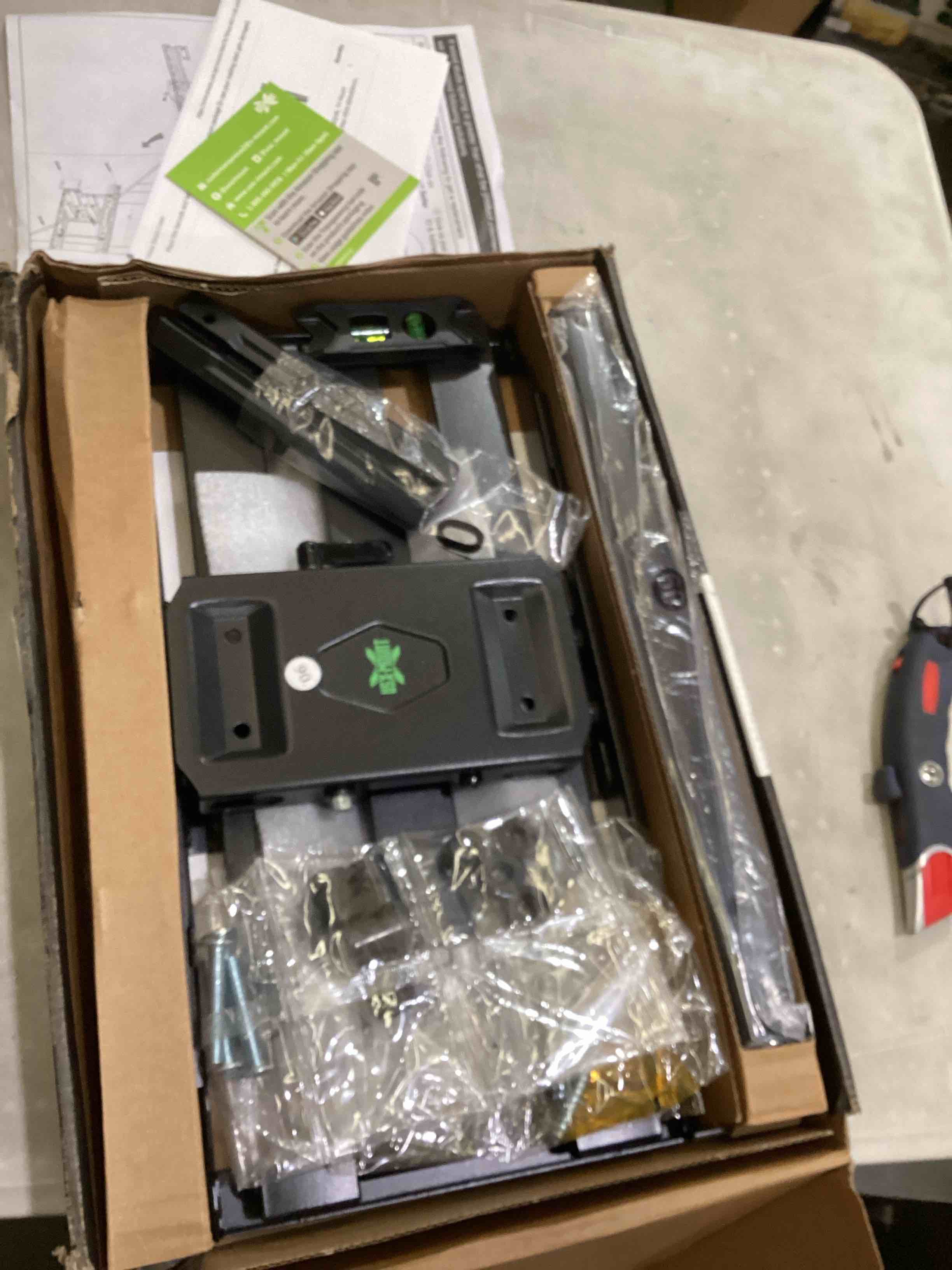 https://s3.amazonaws.com/lotting-images-prod/bidfta/PPE2897517_1748978004579.jpeg