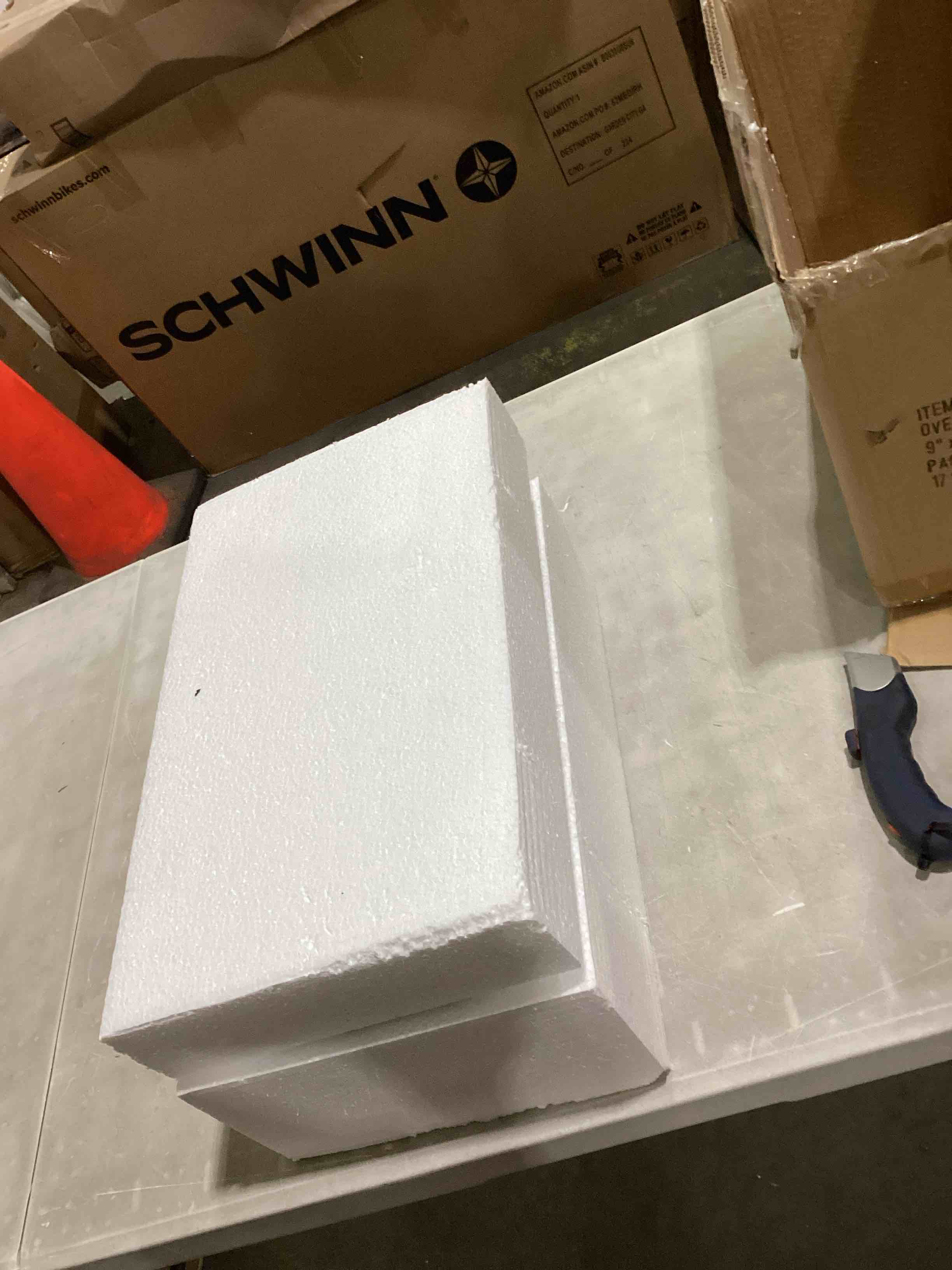 https://s3.amazonaws.com/lotting-images-prod/bidfta/PPE2898258_1749562917741.jpeg