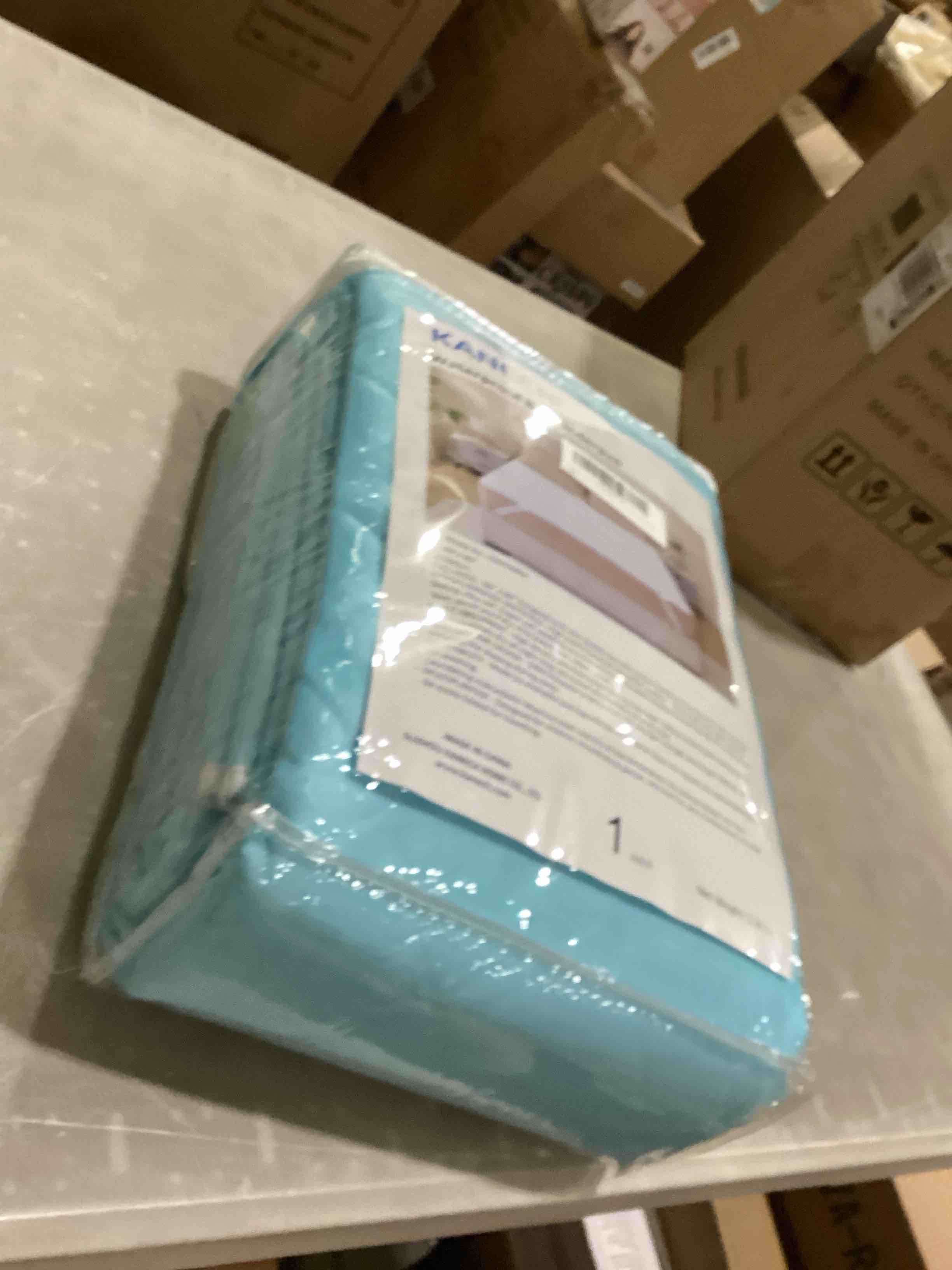 https://s3.amazonaws.com/lotting-images-prod/bidfta/PPE2898344_1749655155250.jpeg