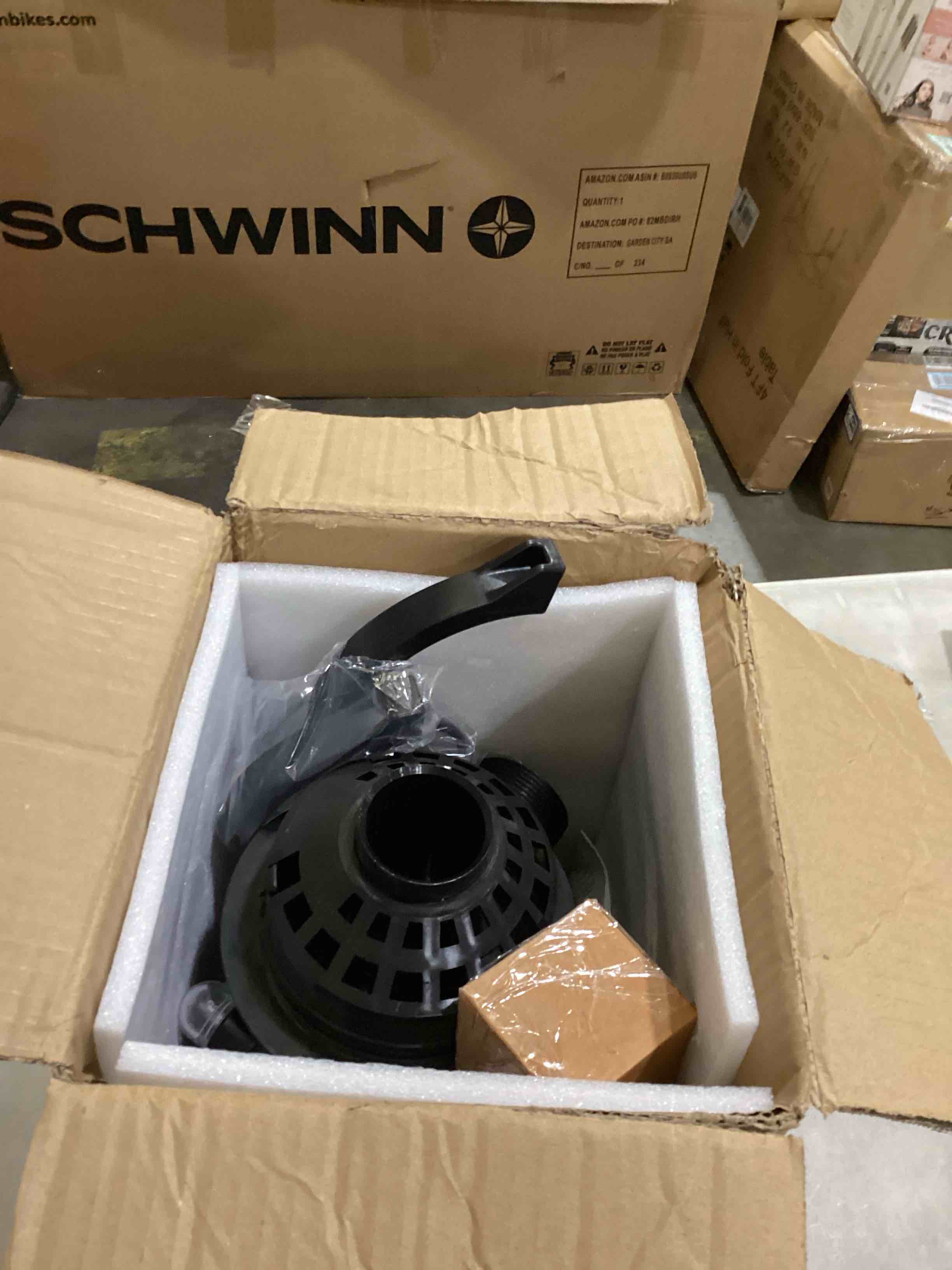 https://s3.amazonaws.com/lotting-images-prod/bidfta/PPE2898347_1749656385896.jpeg