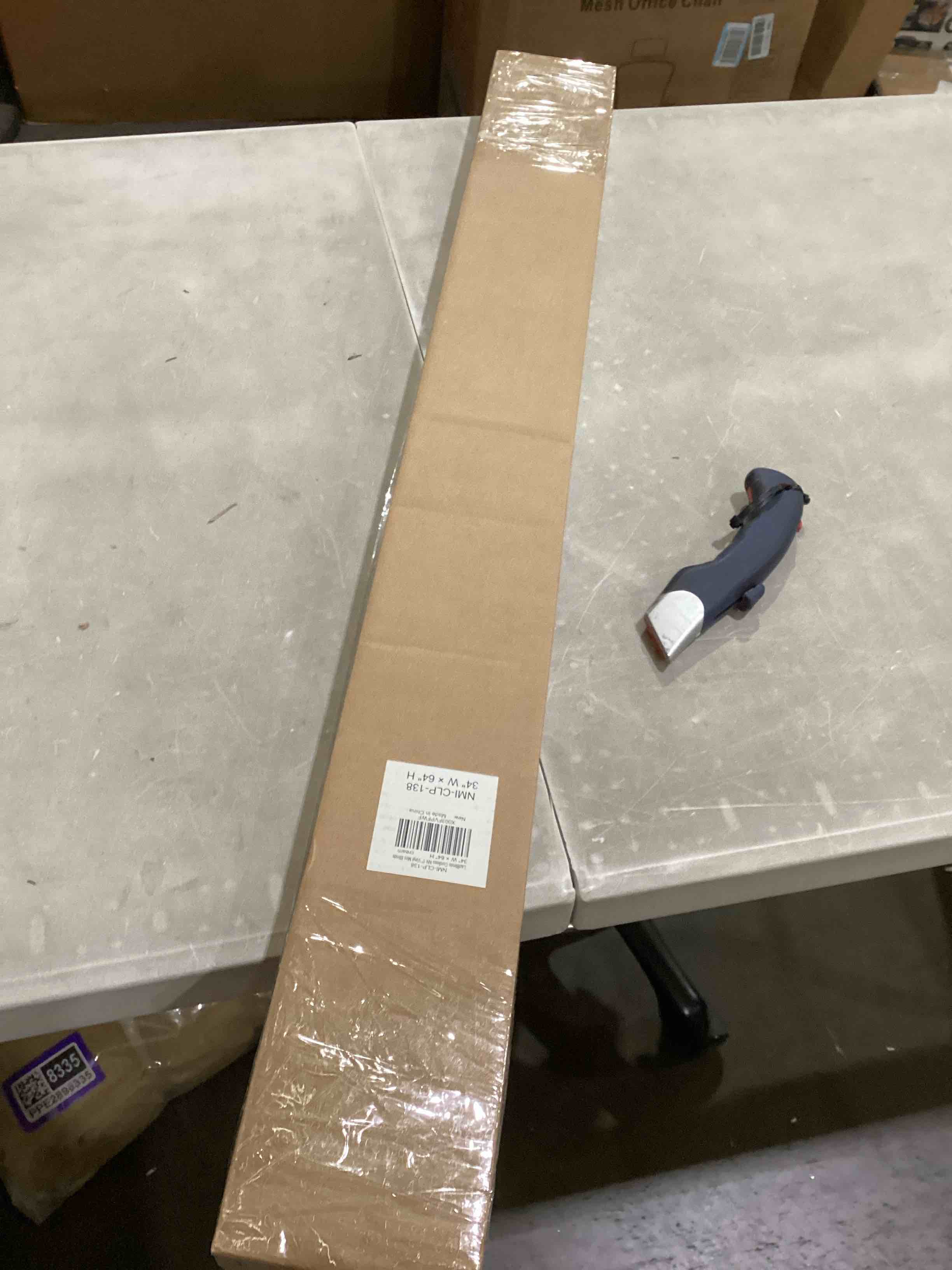 https://s3.amazonaws.com/lotting-images-prod/bidfta/PPE2898352_1749658064461.jpeg