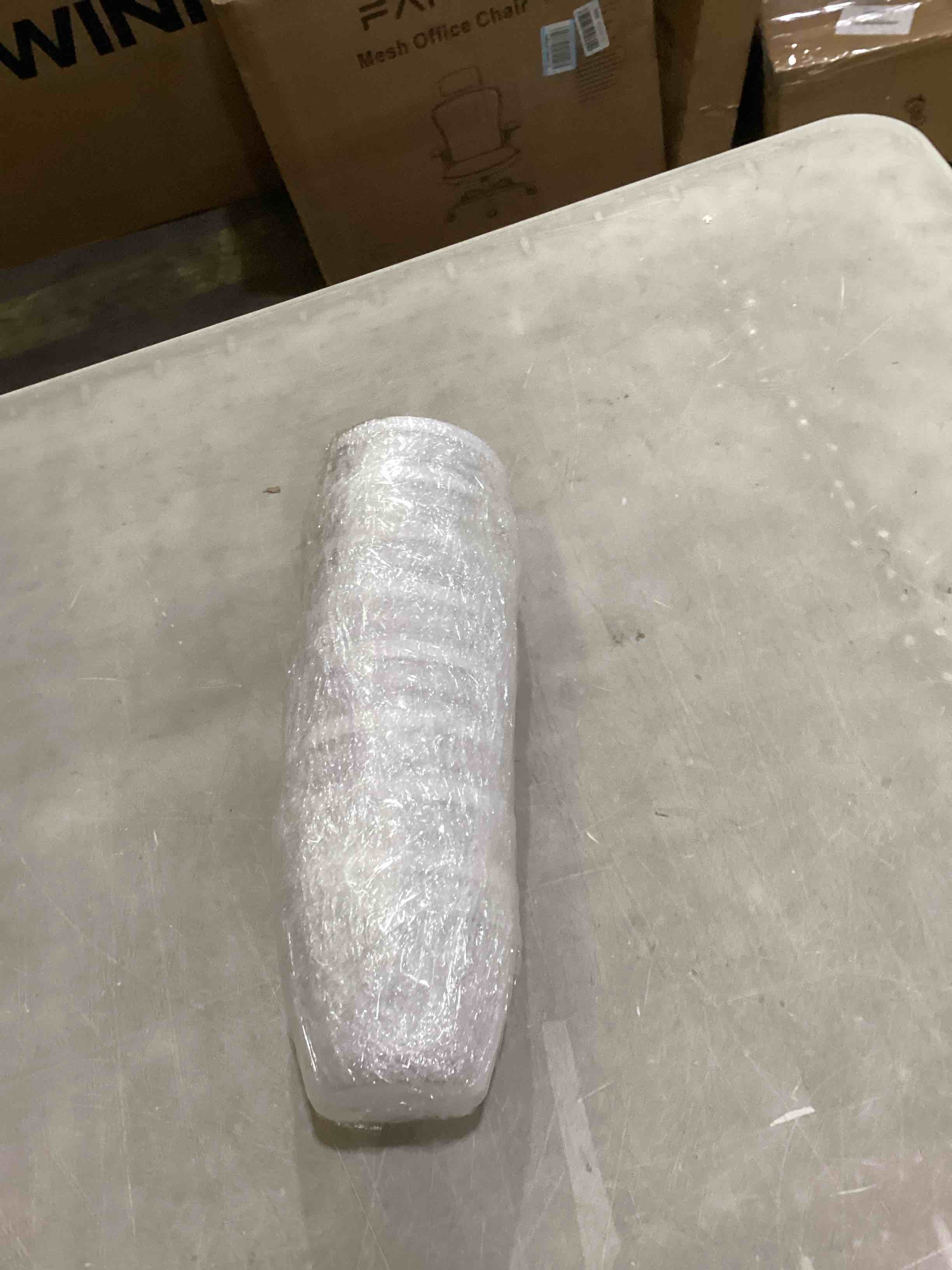 https://s3.amazonaws.com/lotting-images-prod/bidfta/PPE2898370_1749663977099.jpeg