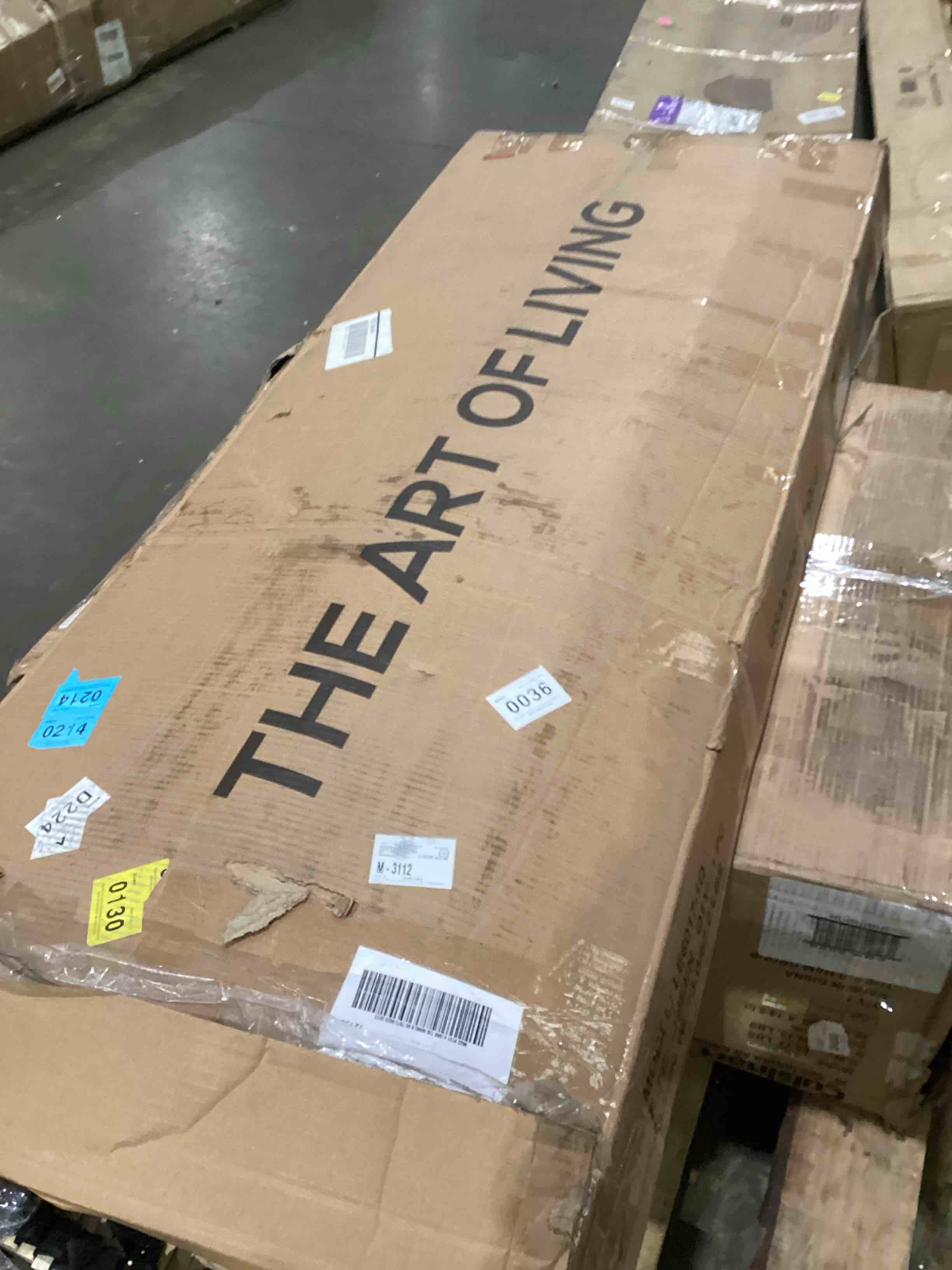https://s3.amazonaws.com/lotting-images-prod/bidfta/PPE2898721_1750253034349.jpeg