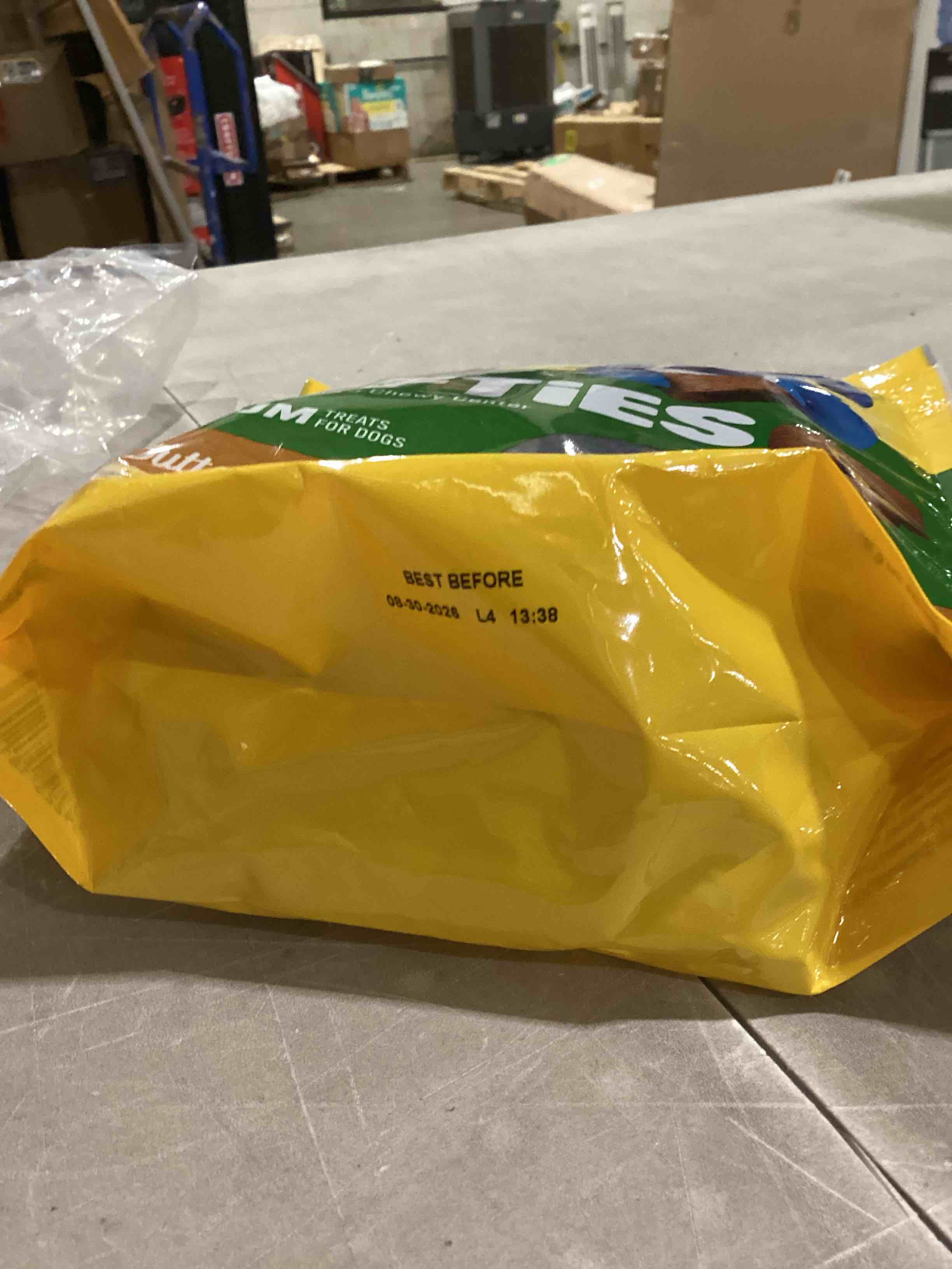 https://s3.amazonaws.com/lotting-images-prod/bidfta/PPE2898739_1750261432784.jpeg