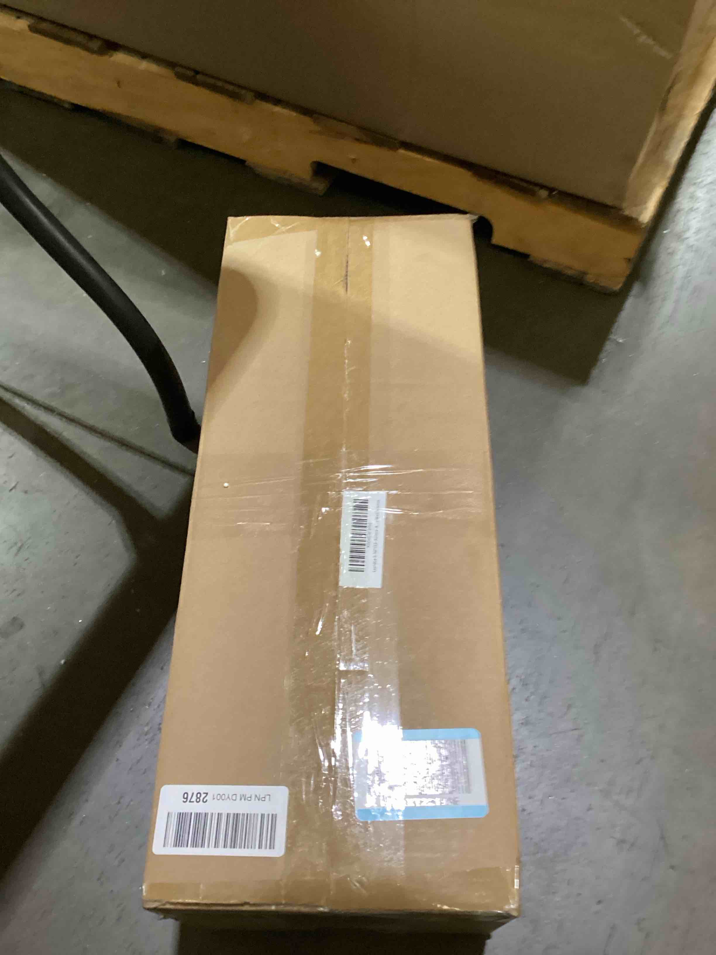 https://s3.amazonaws.com/lotting-images-prod/bidfta/PPE2898743_1750262435662.jpeg