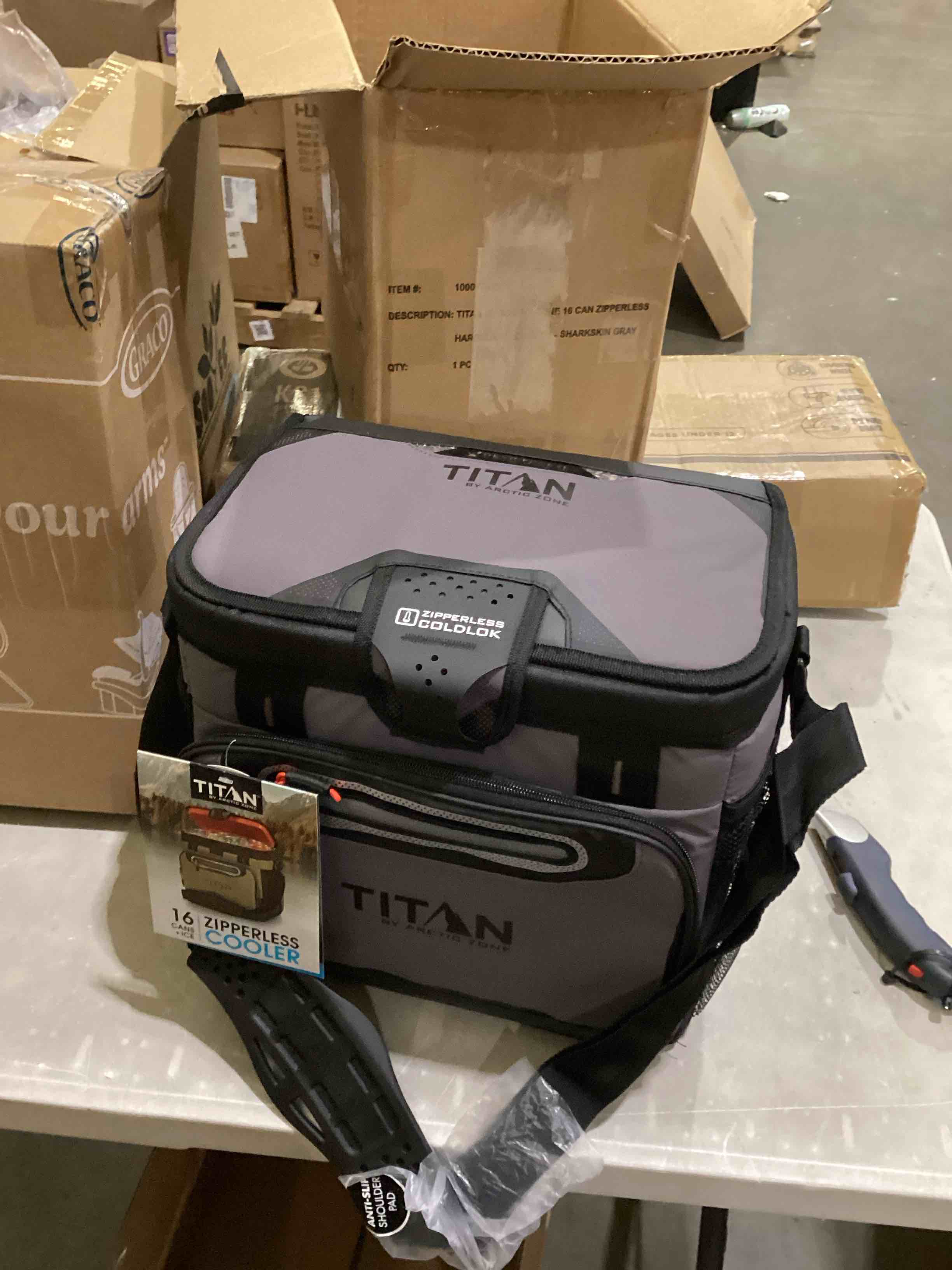 https://s3.amazonaws.com/lotting-images-prod/bidfta/PPE2898745_1750263721998.jpeg