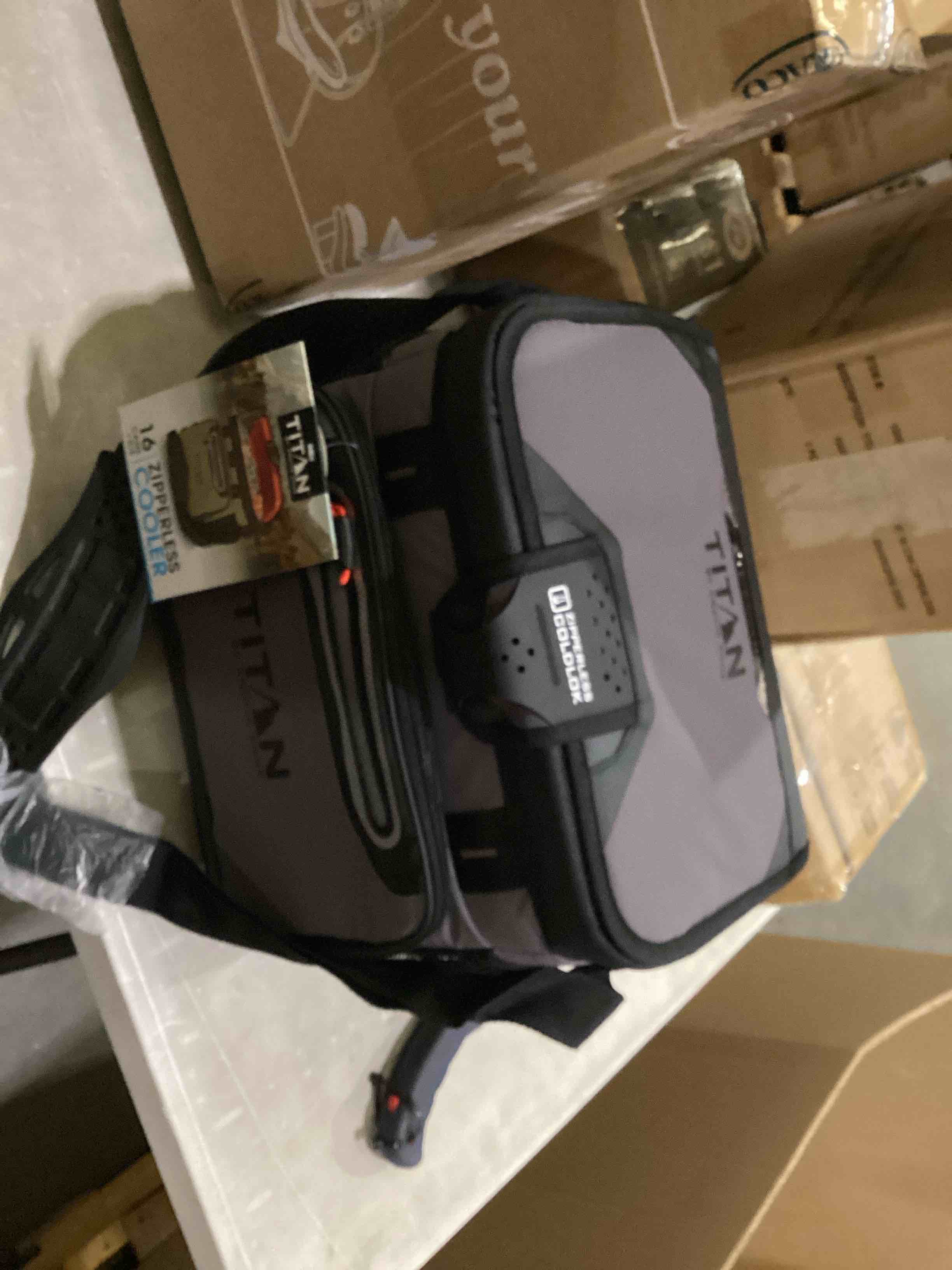 https://s3.amazonaws.com/lotting-images-prod/bidfta/PPE2898745_1750263723775.jpeg