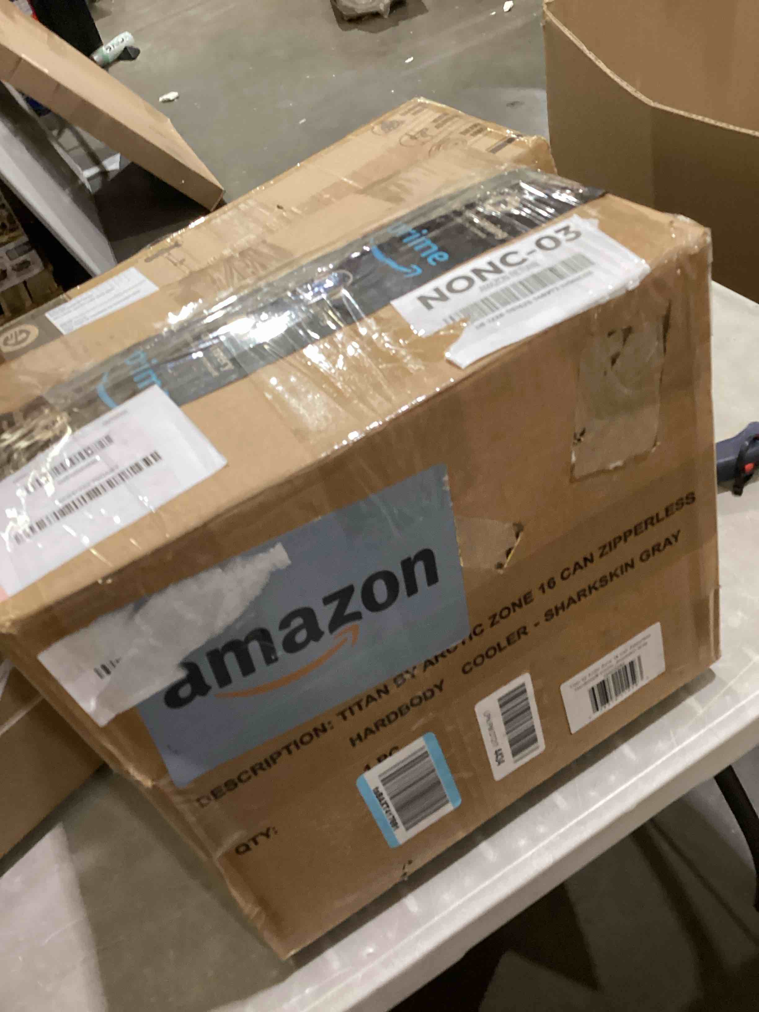 https://s3.amazonaws.com/lotting-images-prod/bidfta/PPE2898745_1750263907832.jpeg