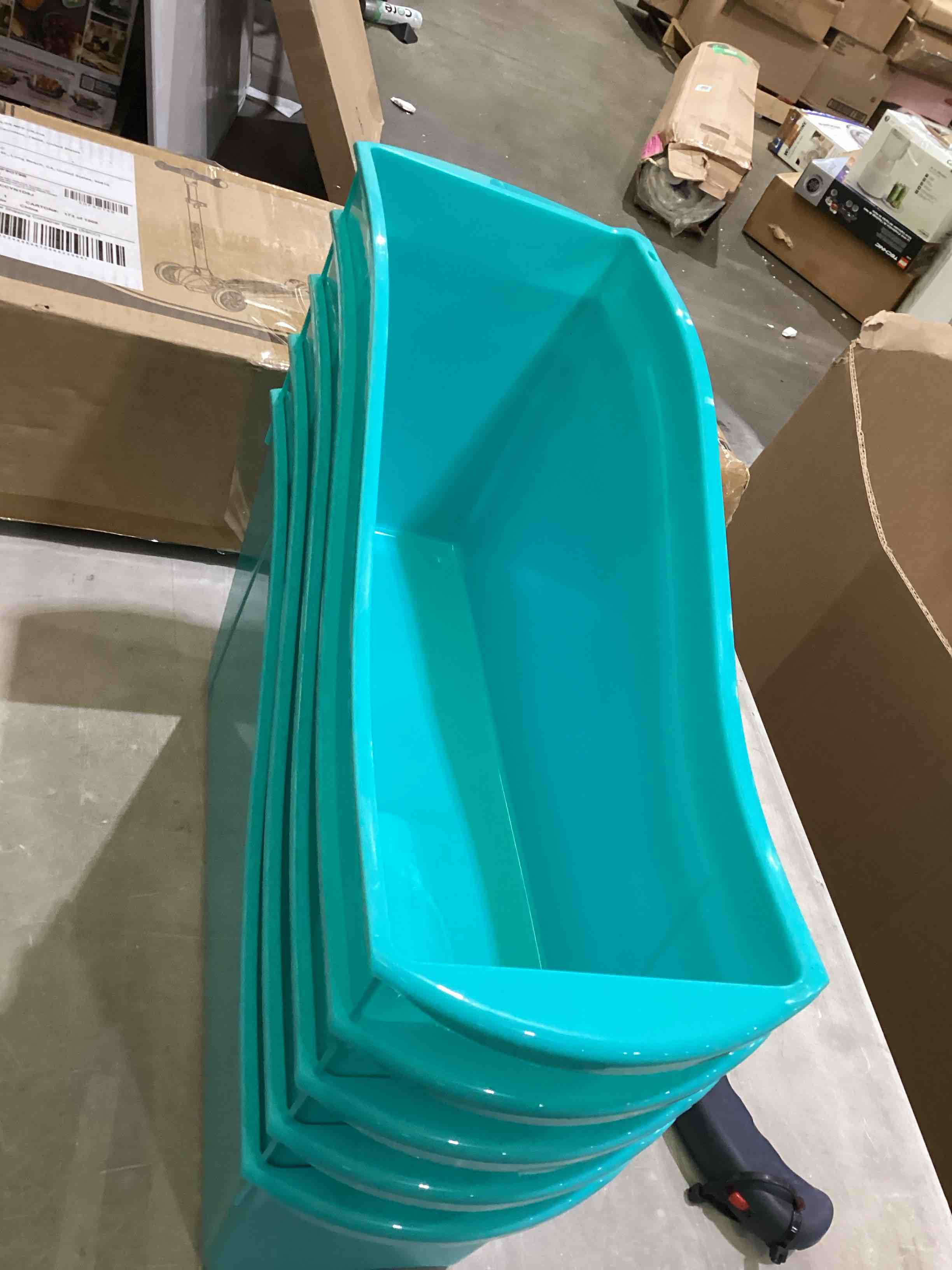 https://s3.amazonaws.com/lotting-images-prod/bidfta/PPE2898746_1750263997491.jpeg
