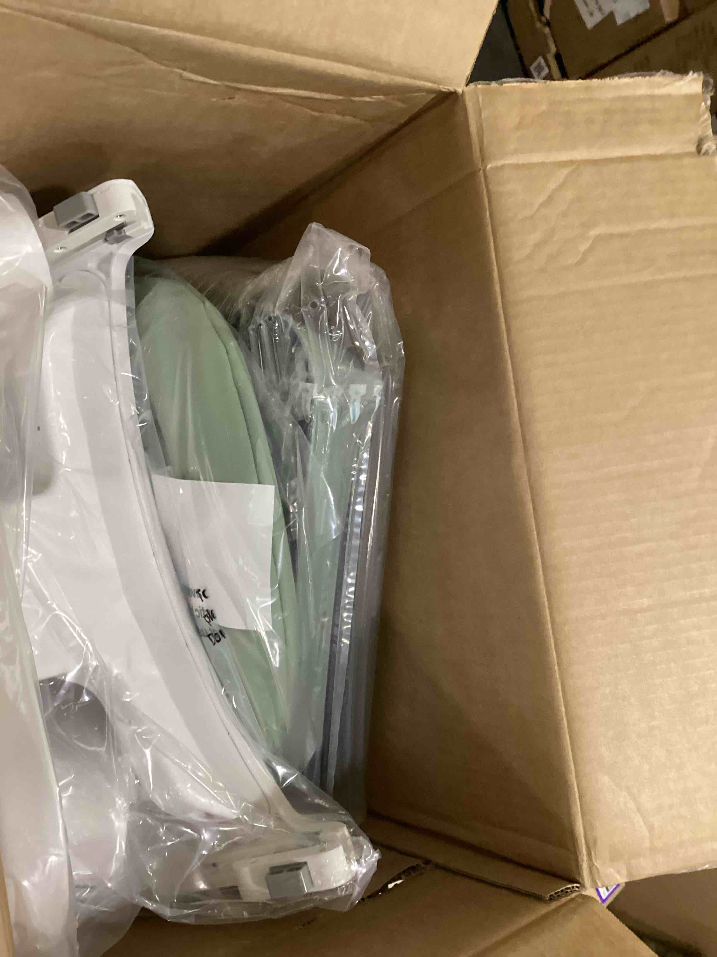 https://s3.amazonaws.com/lotting-images-prod/bidfta/PPE2898757_1750267904070.jpeg